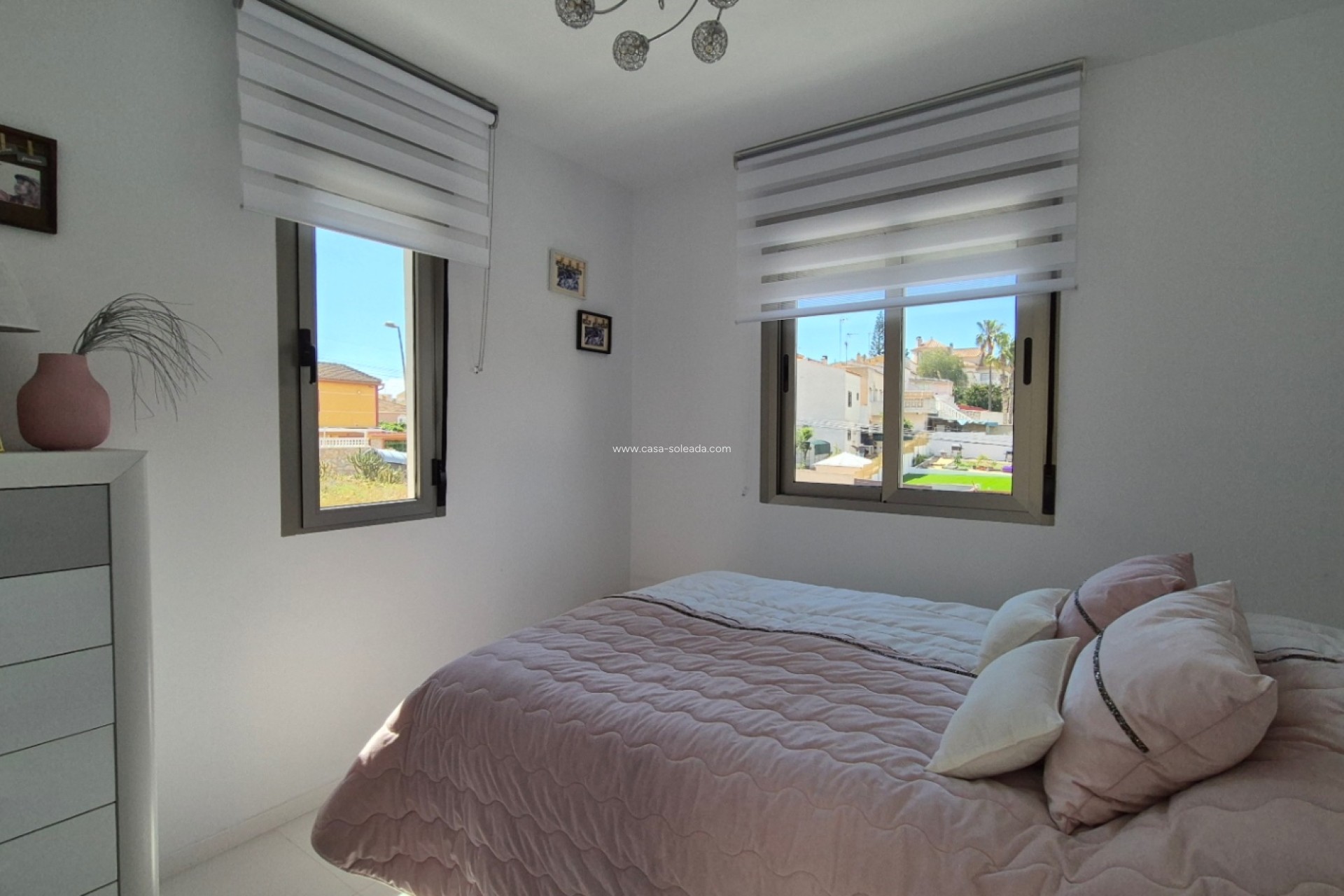 Resale - Villa - Torrevieja - Costa Blanca