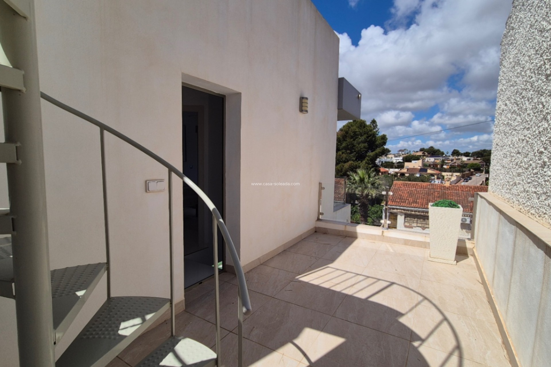Resale - Villa - Torrevieja - Costa Blanca