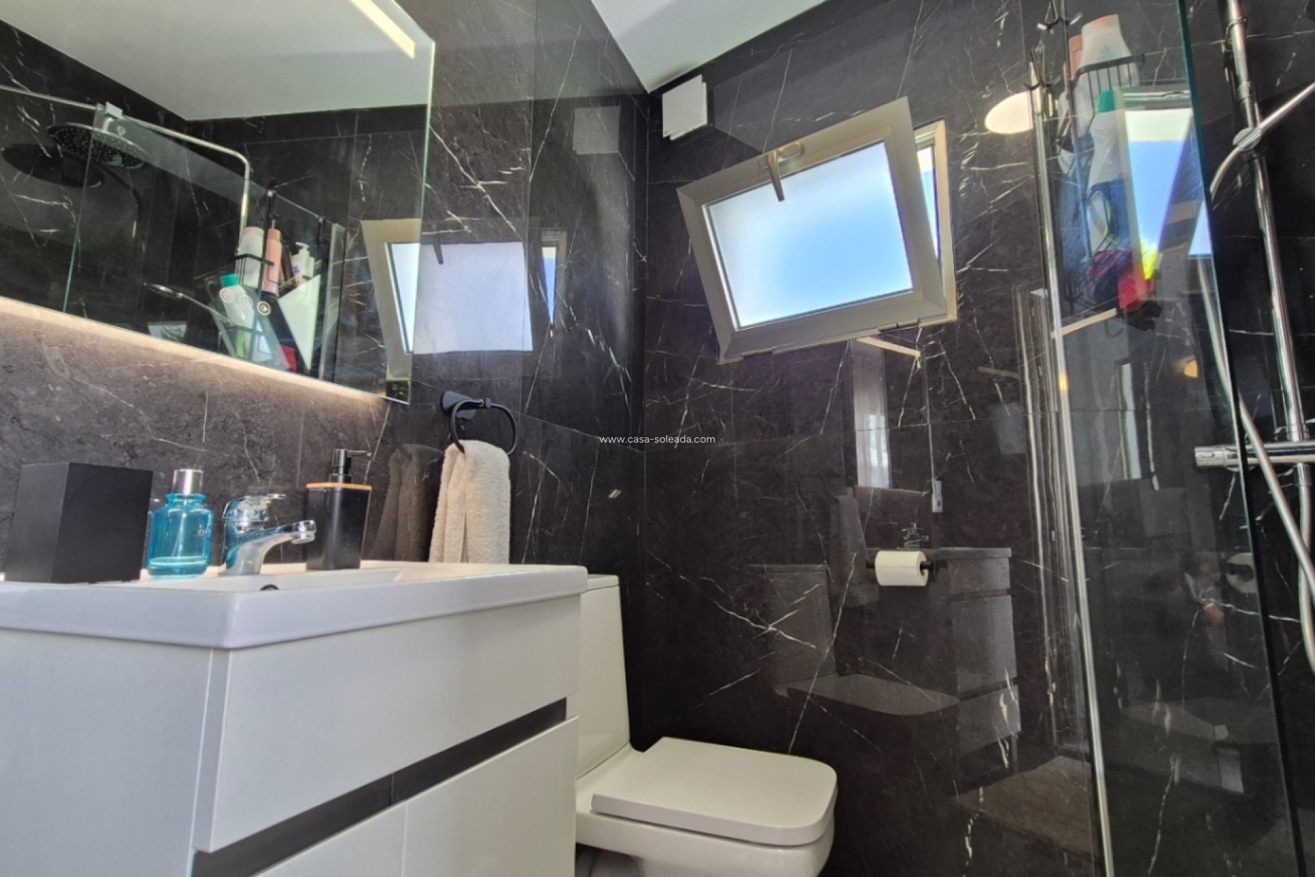 Resale - Villa - Torrevieja - Costa Blanca
