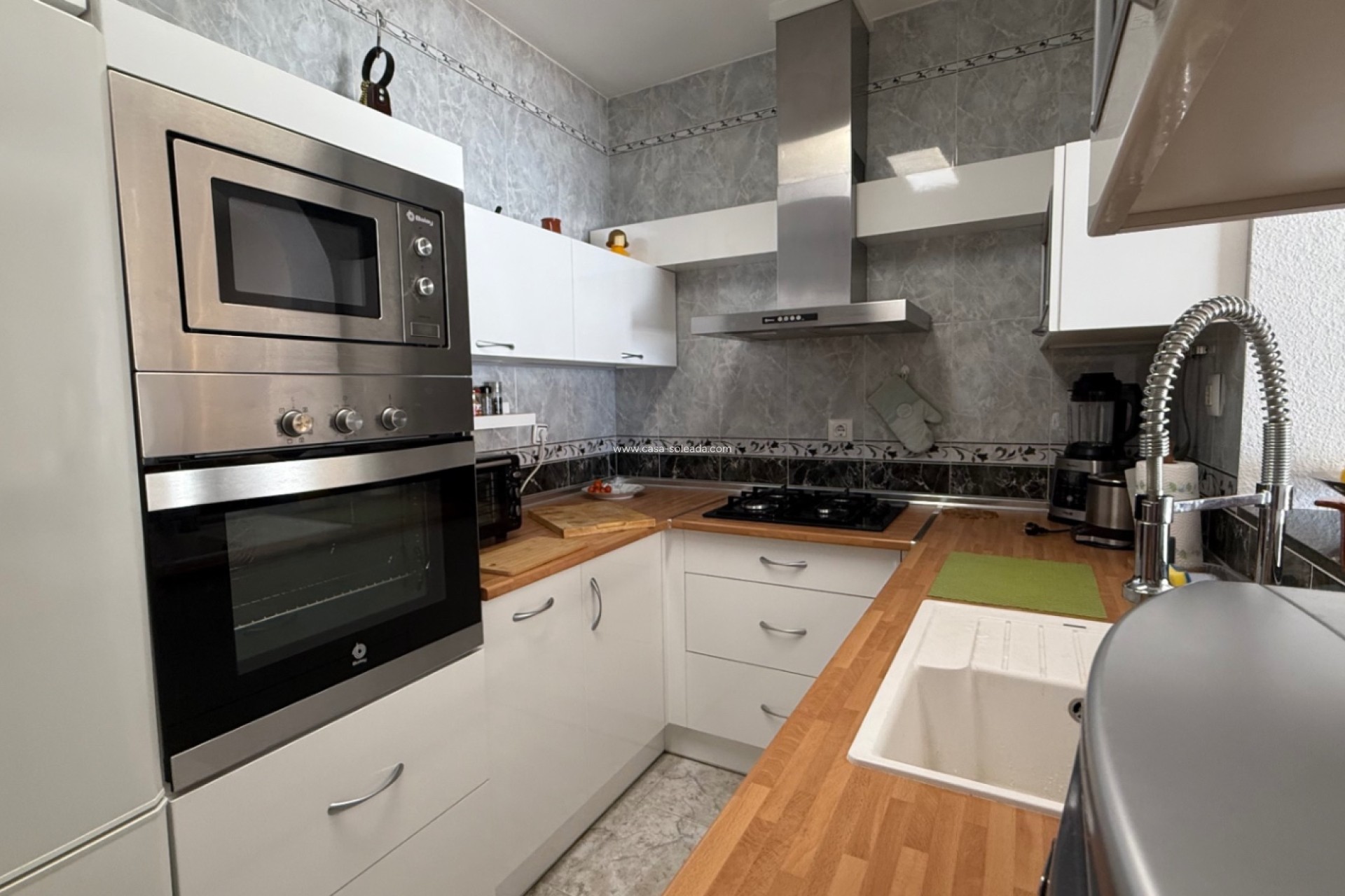 Resale - Villa - Torrevieja - Costa Blanca