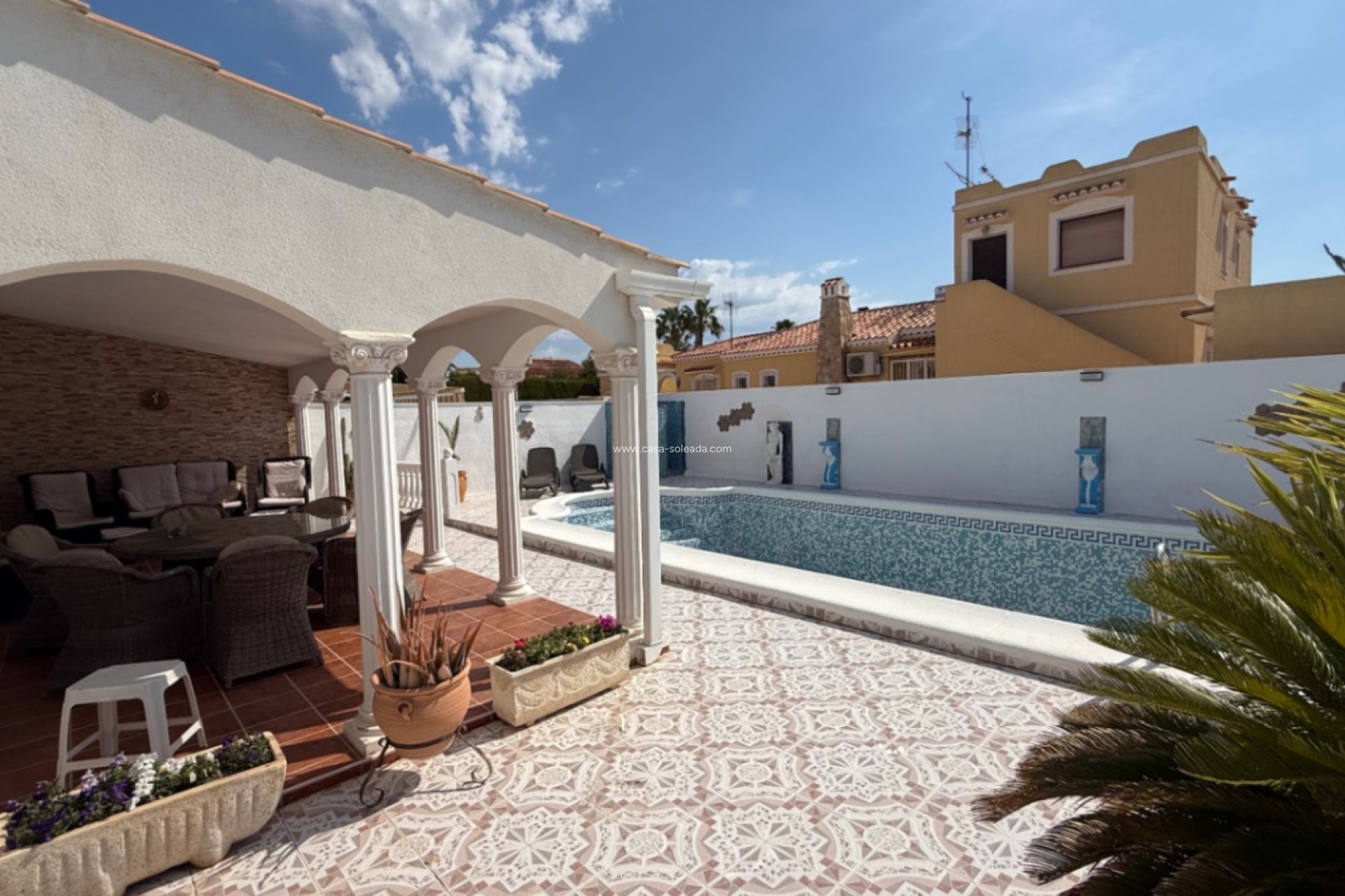 Resale - Villa - Torrevieja - Costa Blanca