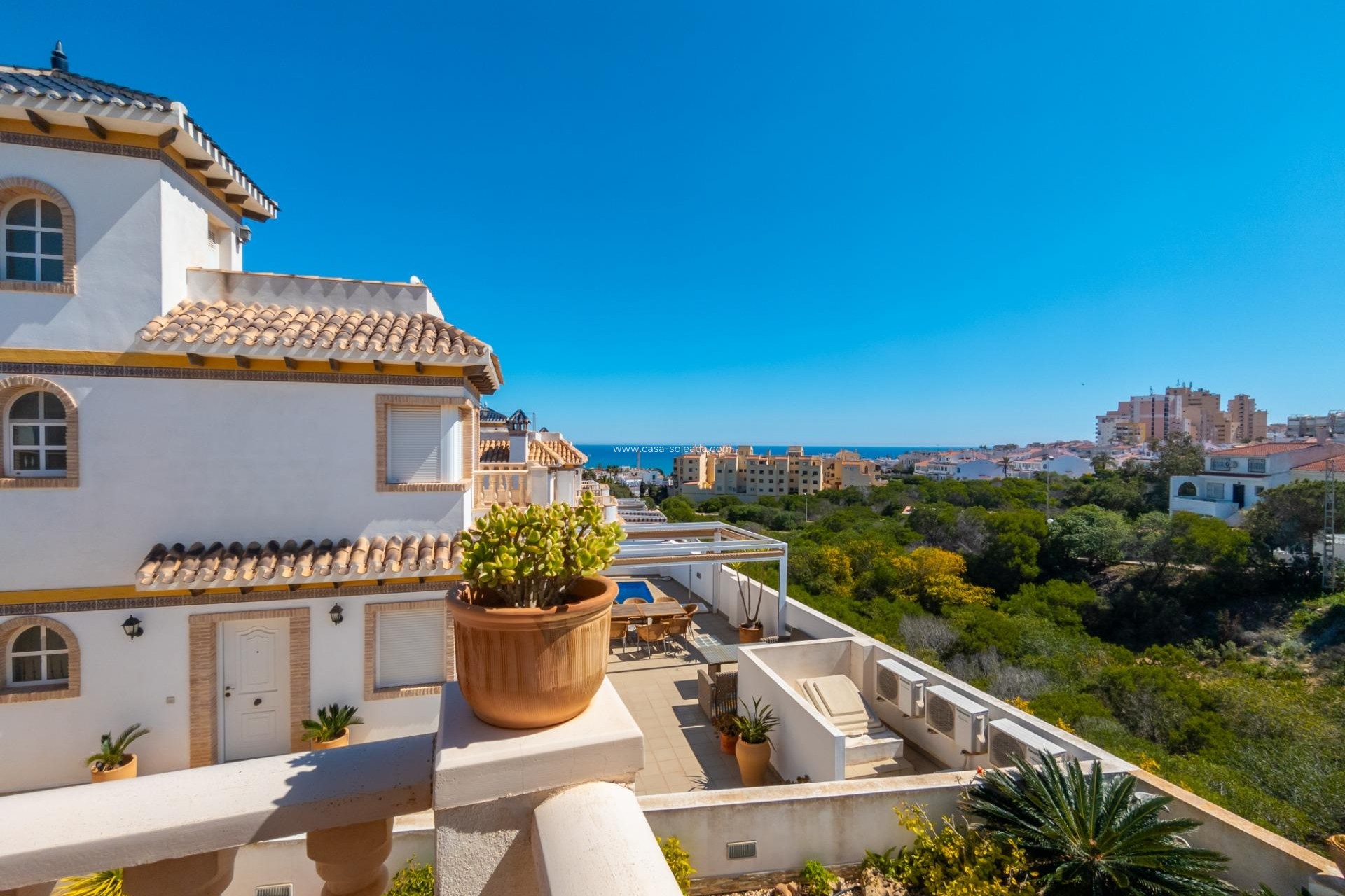 Resale - Villa - Torrevieja - La Mata