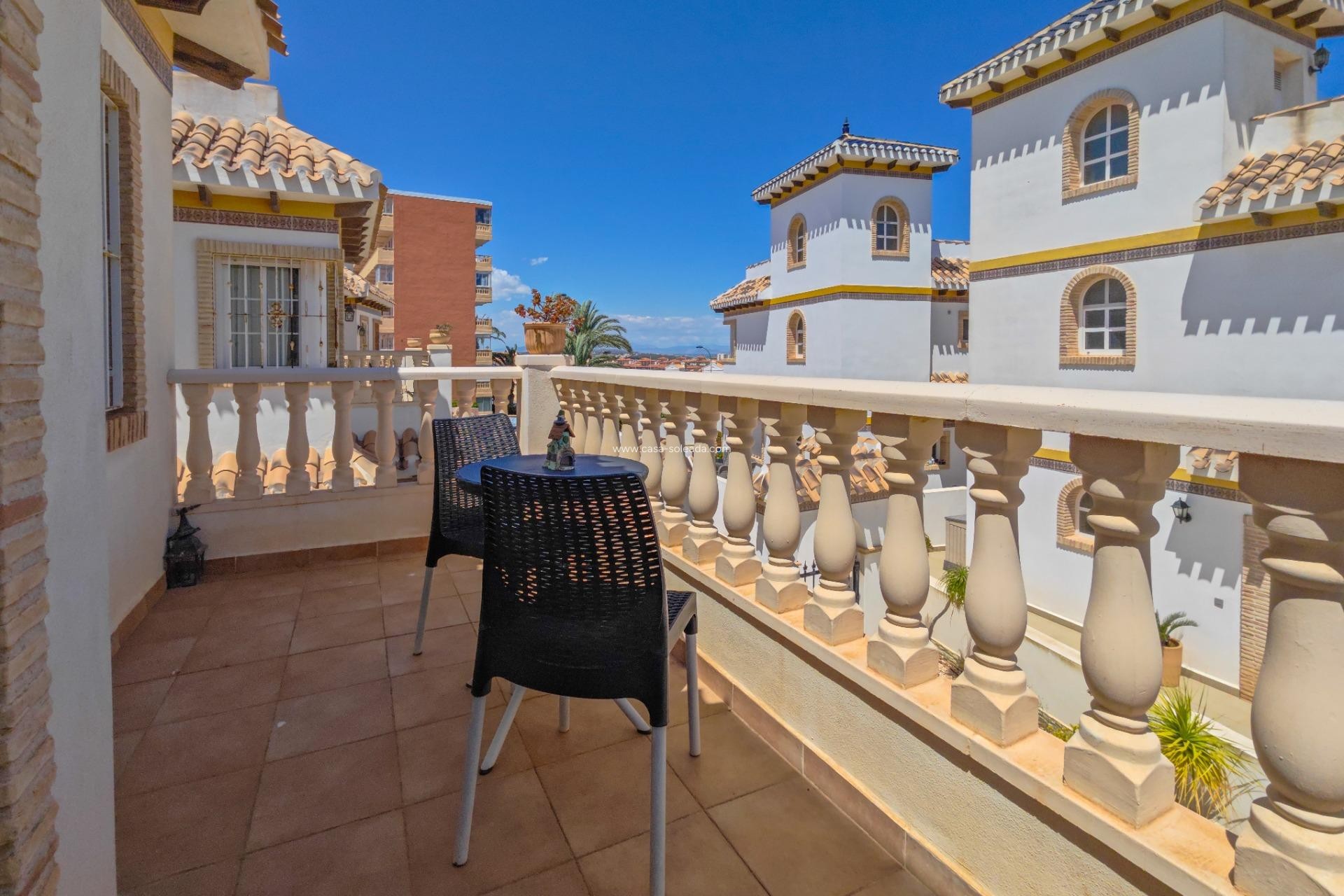 Resale - Villa - Torrevieja - La Mata