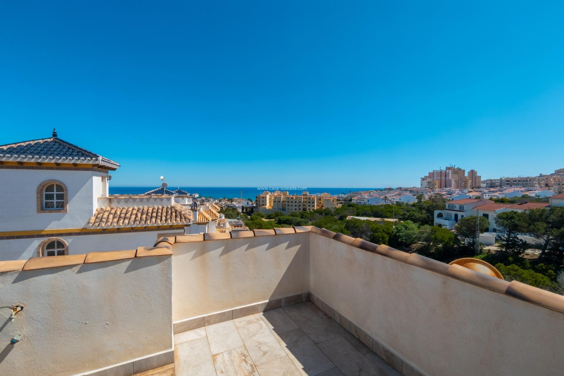 Resale - Villa - Torrevieja - La Mata
