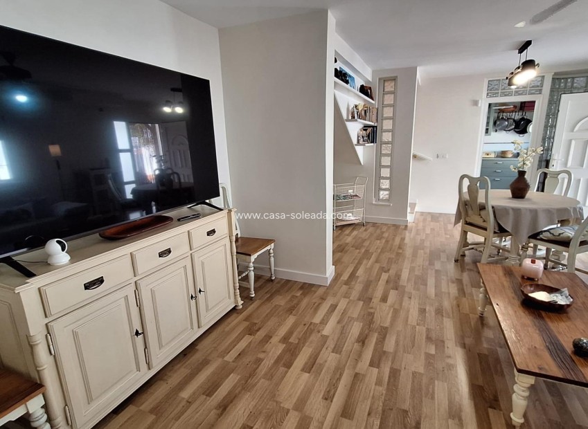 Resale - Villa - Torrevieja - Los Balcones
