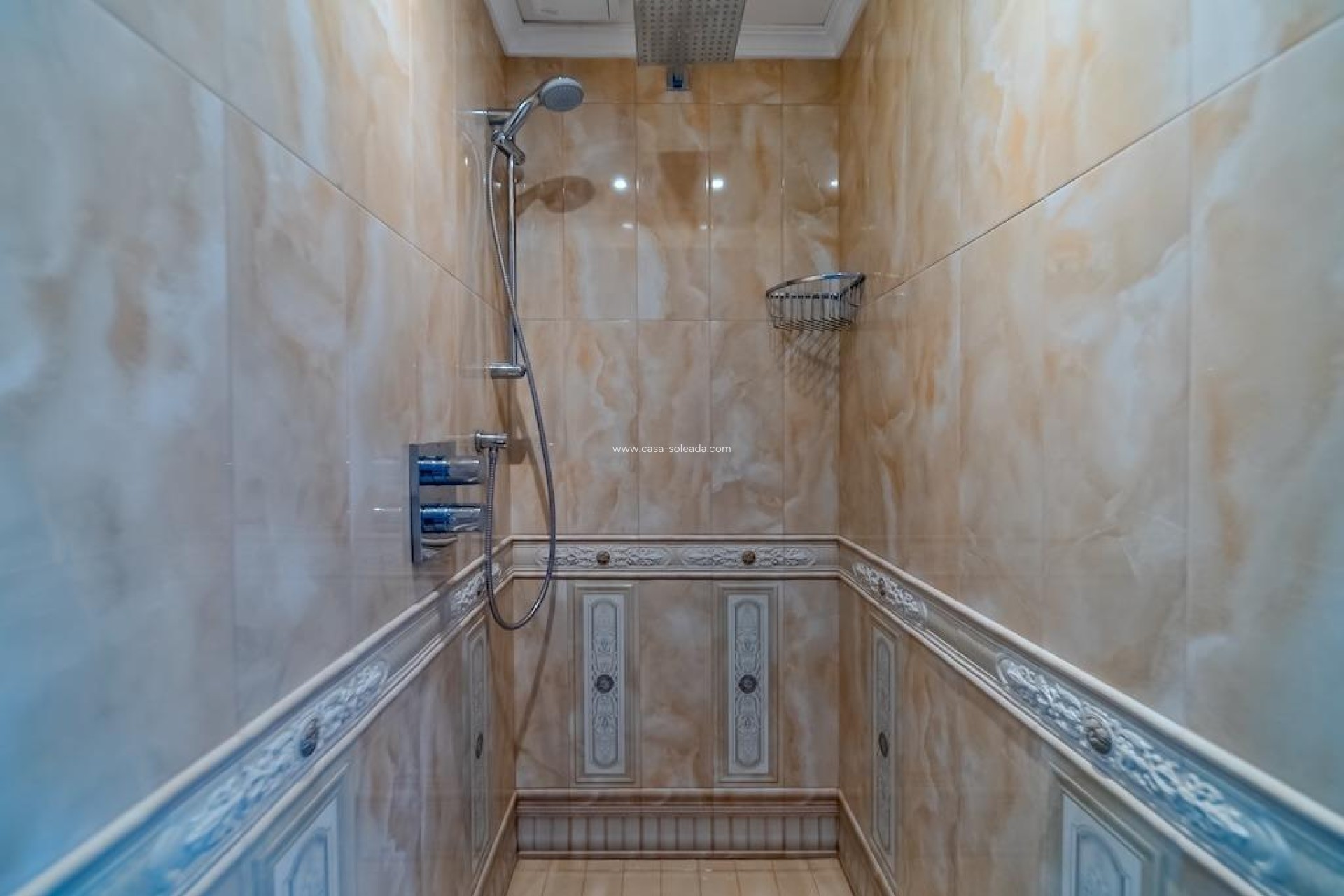 Resale - Villa - Torrevieja - Torre La Mata