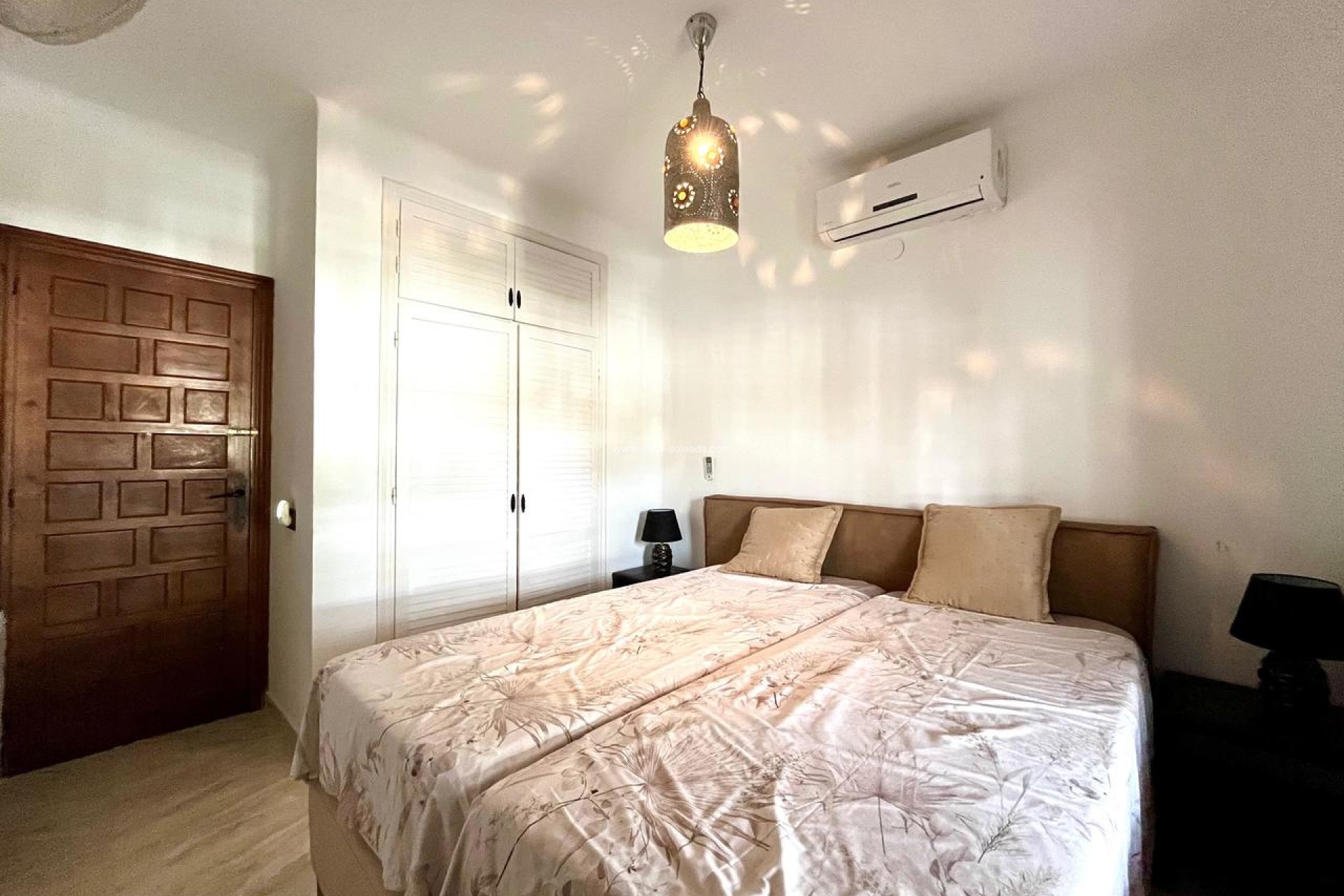 Resale - Villa - Villamartin - Villamartín