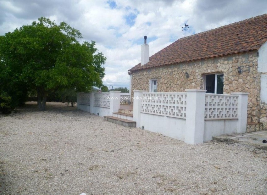 Resale - Villa - Yecla