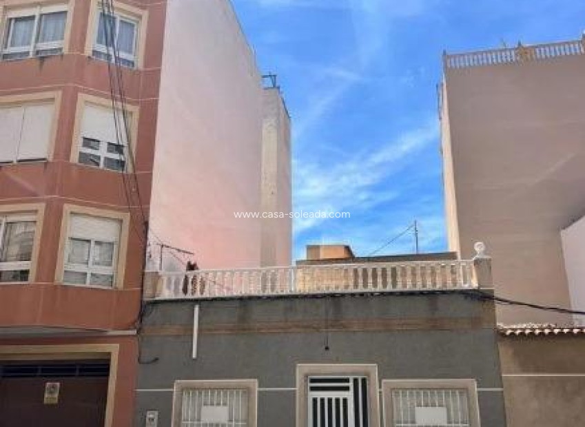 Reventa - Adosado - Torrevieja - Estacion Autobuses
