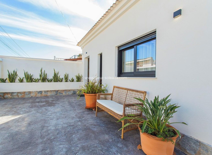 Reventa - Adosado - Torrevieja - La Siesta
