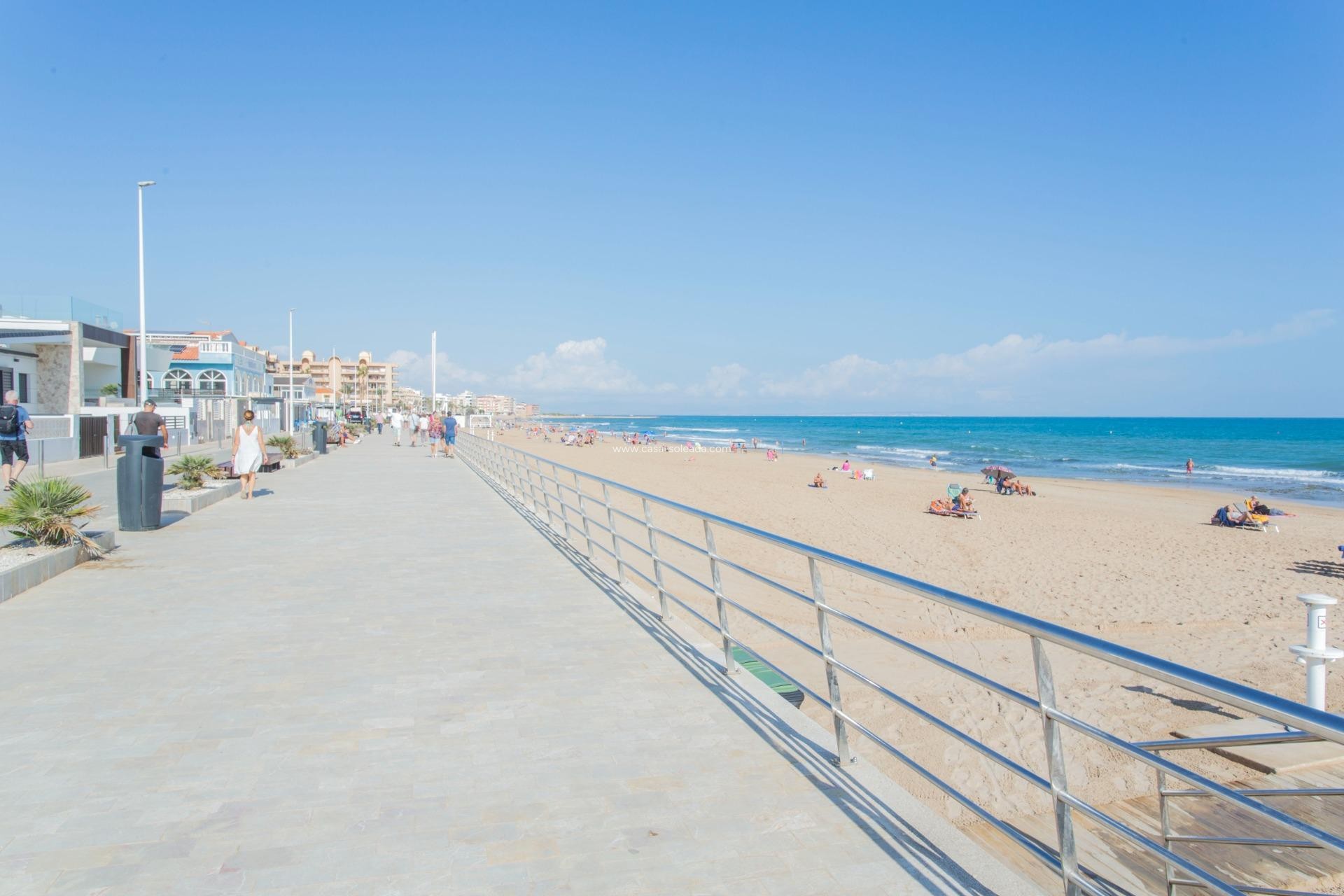 Reventa - Adosado - Torrevieja - La Siesta