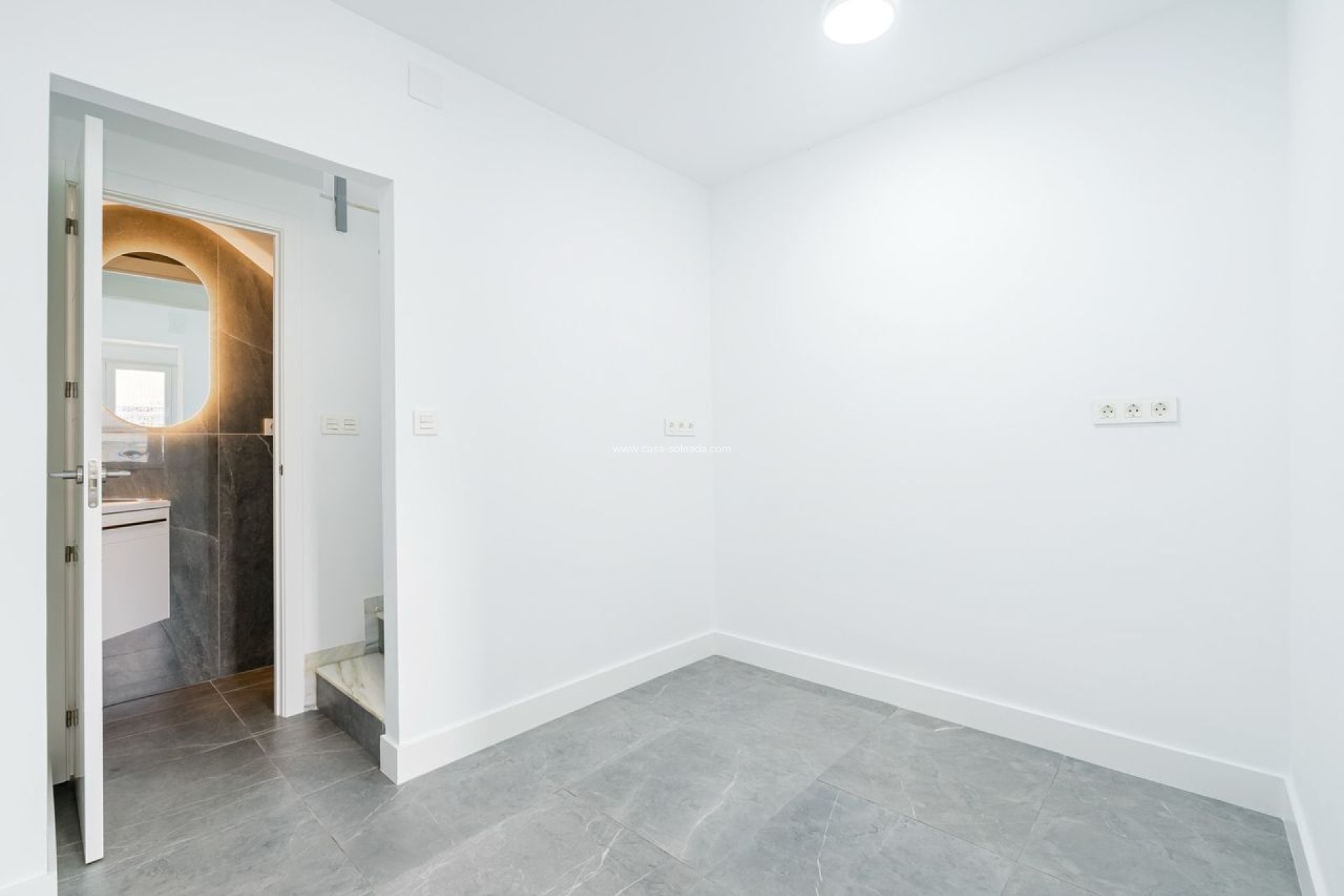 Reventa - Adosado - Torrevieja