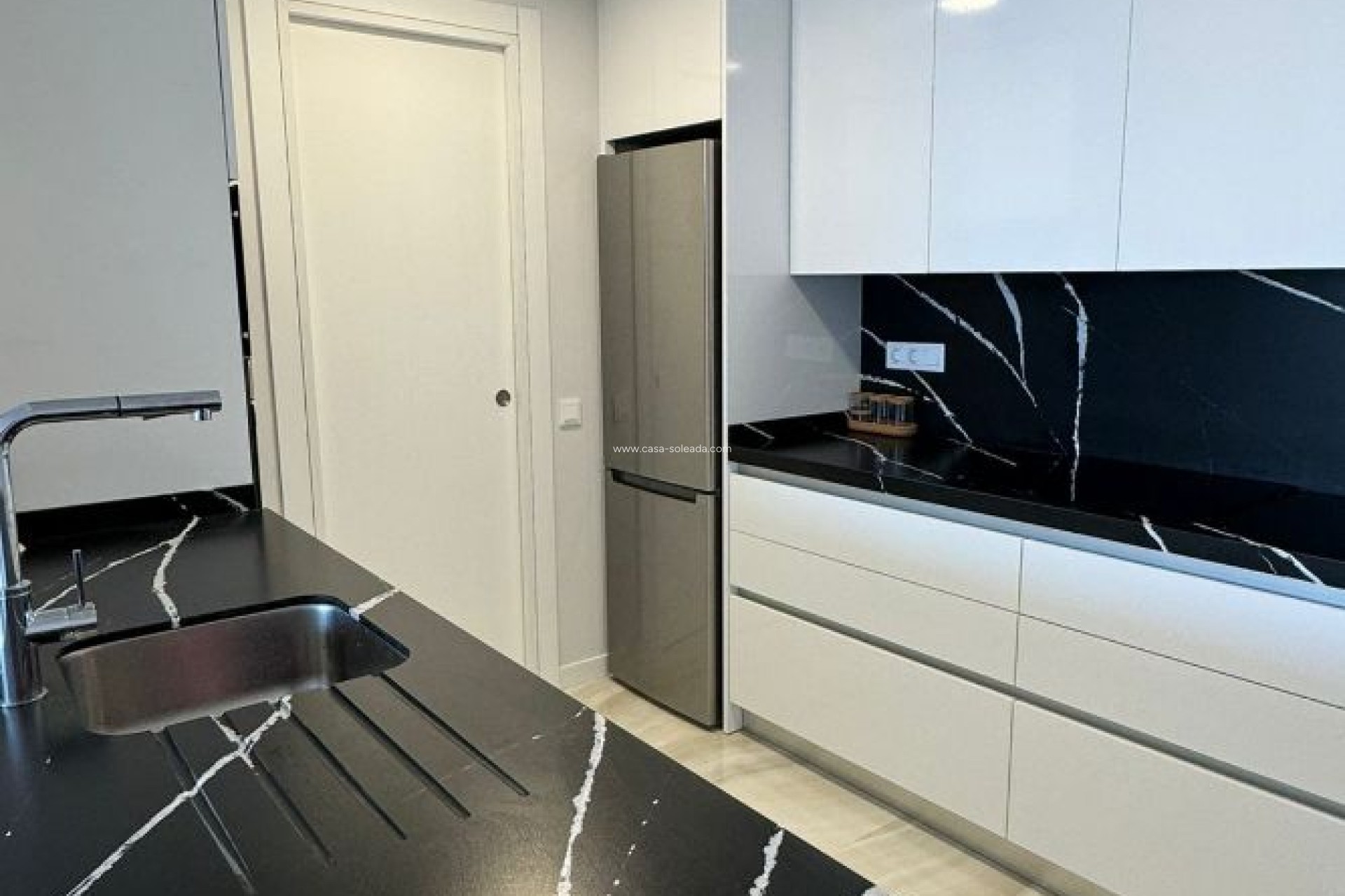 Reventa - Apartamento / piso - Benidorm - Costa Blanca