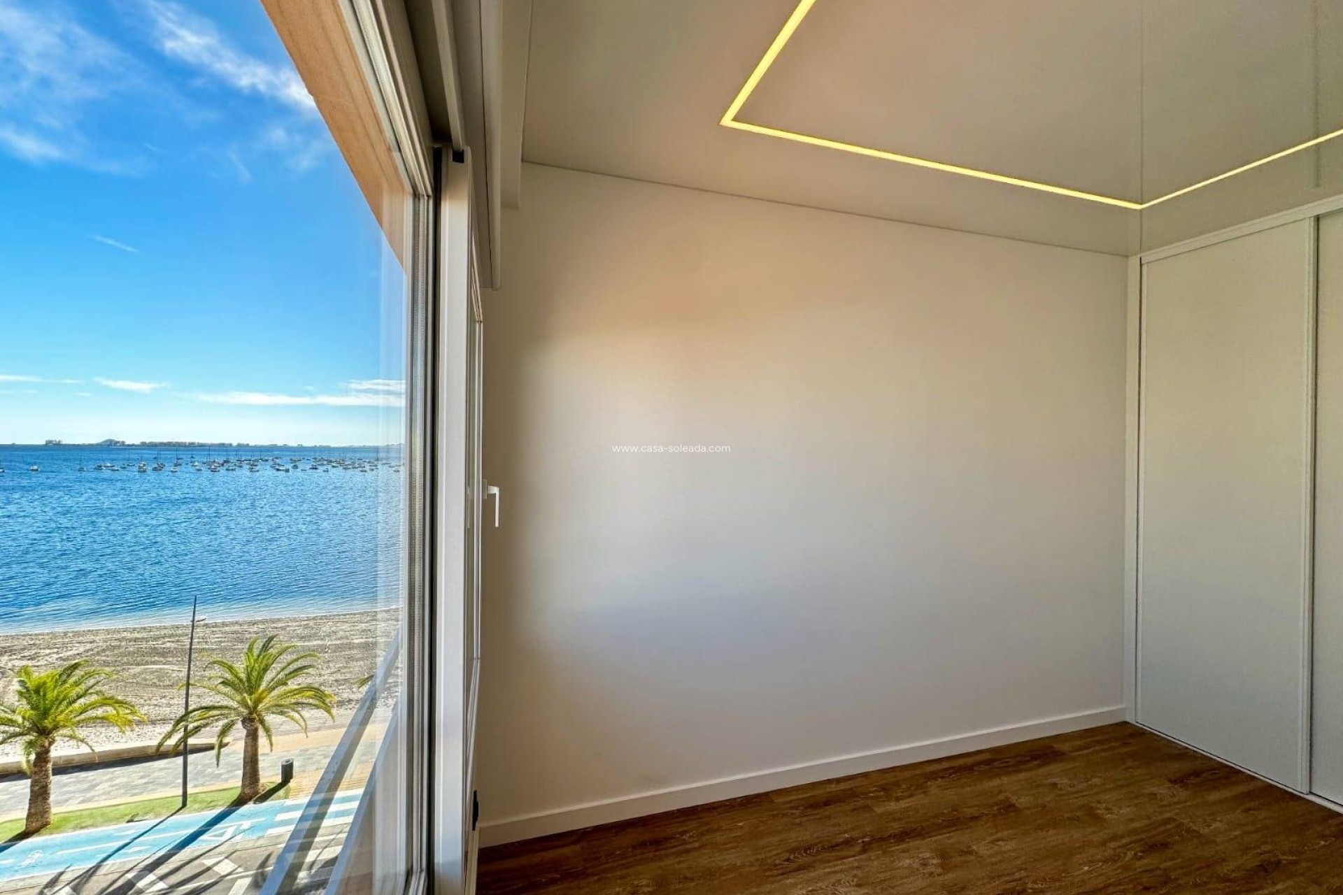 Reventa - Apartamento / piso - Lo Pagan - 1Âª Linea De Playa