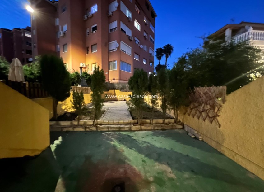 Reventa - Apartamento / piso - Orihuela - Los Huertos