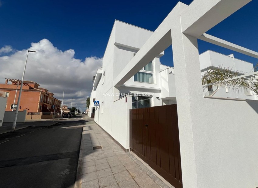 Reventa - Apartamento / piso - Pilar de la Horadada