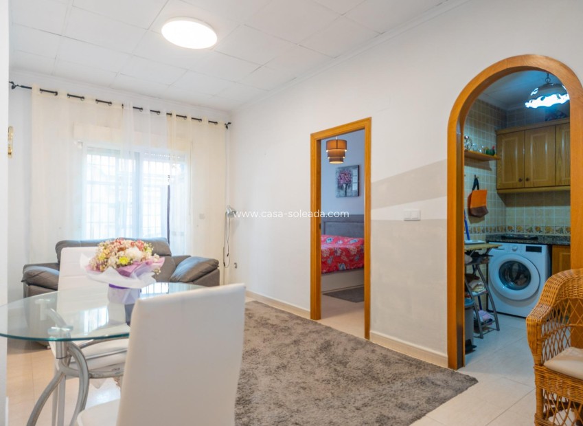 Reventa - Apartamento / piso - Torrevieja - Center