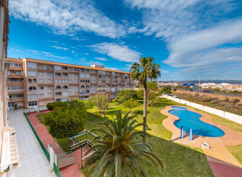 Reventa - Apartamento / piso - Torrevieja - Center