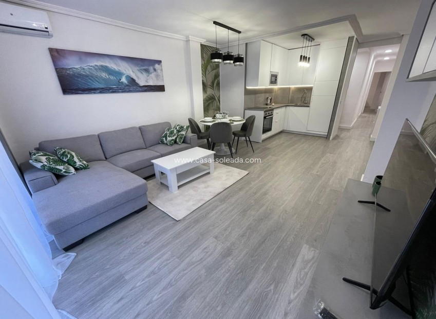 Reventa - Apartamento / piso - Torrevieja - Center