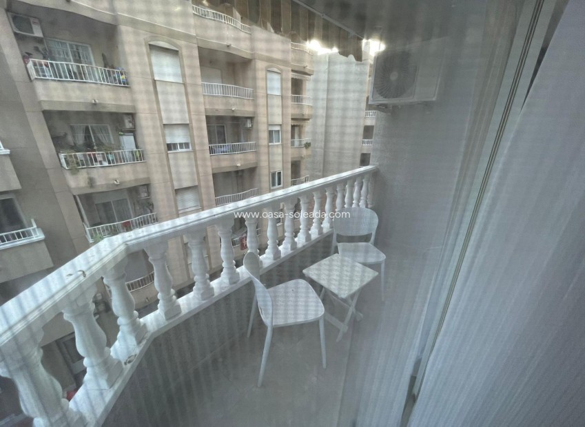 Reventa - Apartamento / piso - Torrevieja - Center