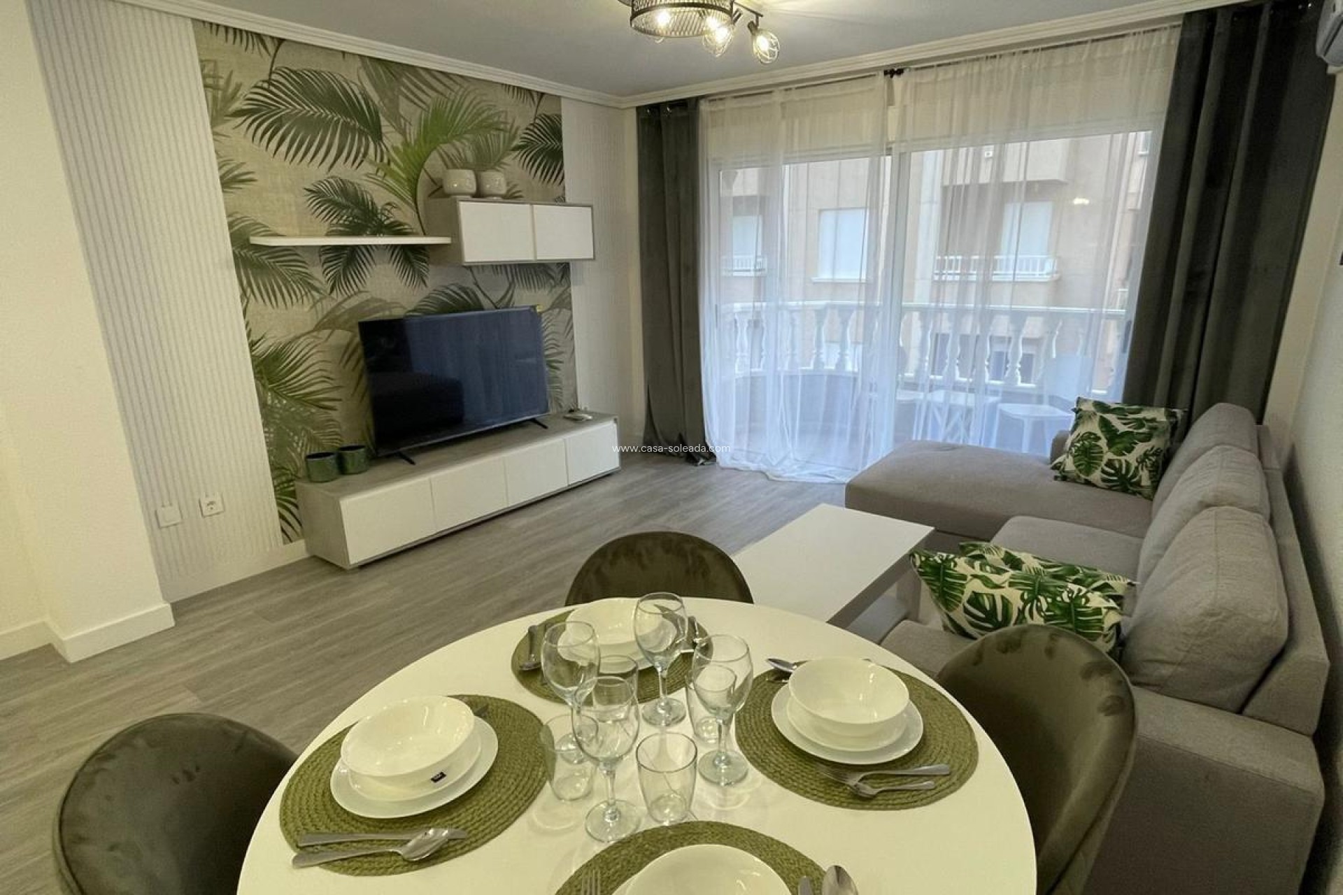 Reventa - Apartamento / piso - Torrevieja - Center