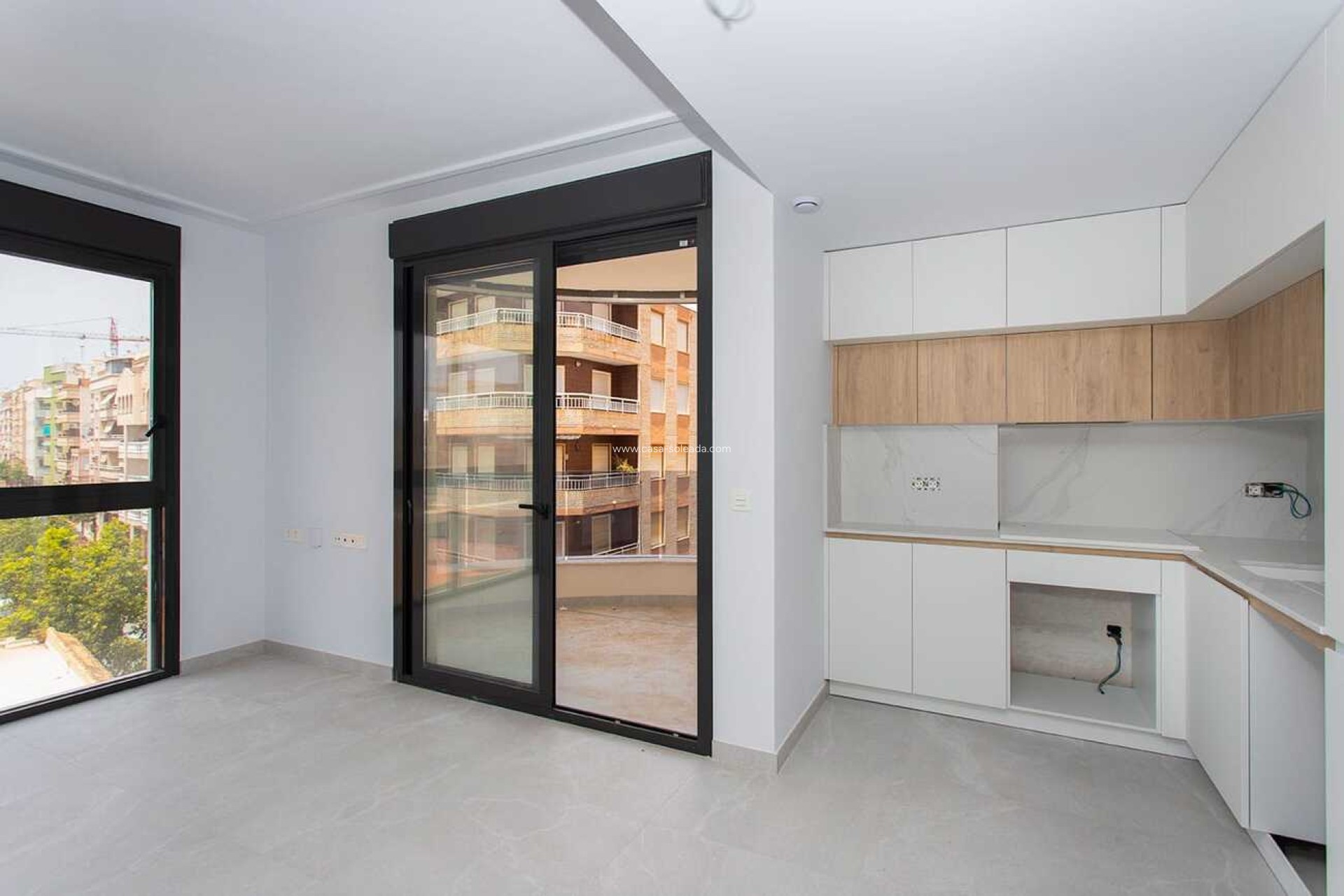 Reventa - Apartamento / piso - Torrevieja - Center