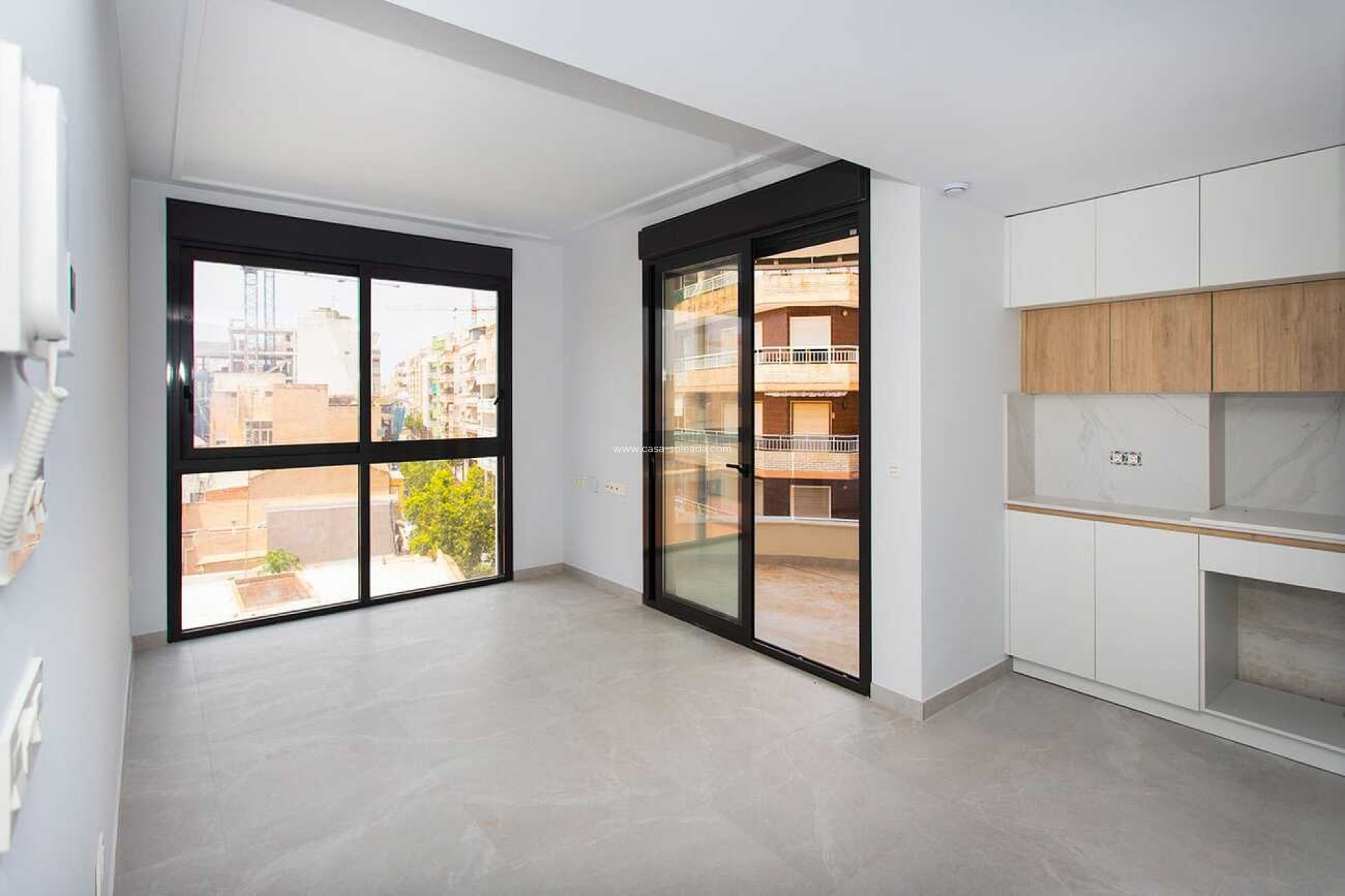 Reventa - Apartamento / piso - Torrevieja - Center