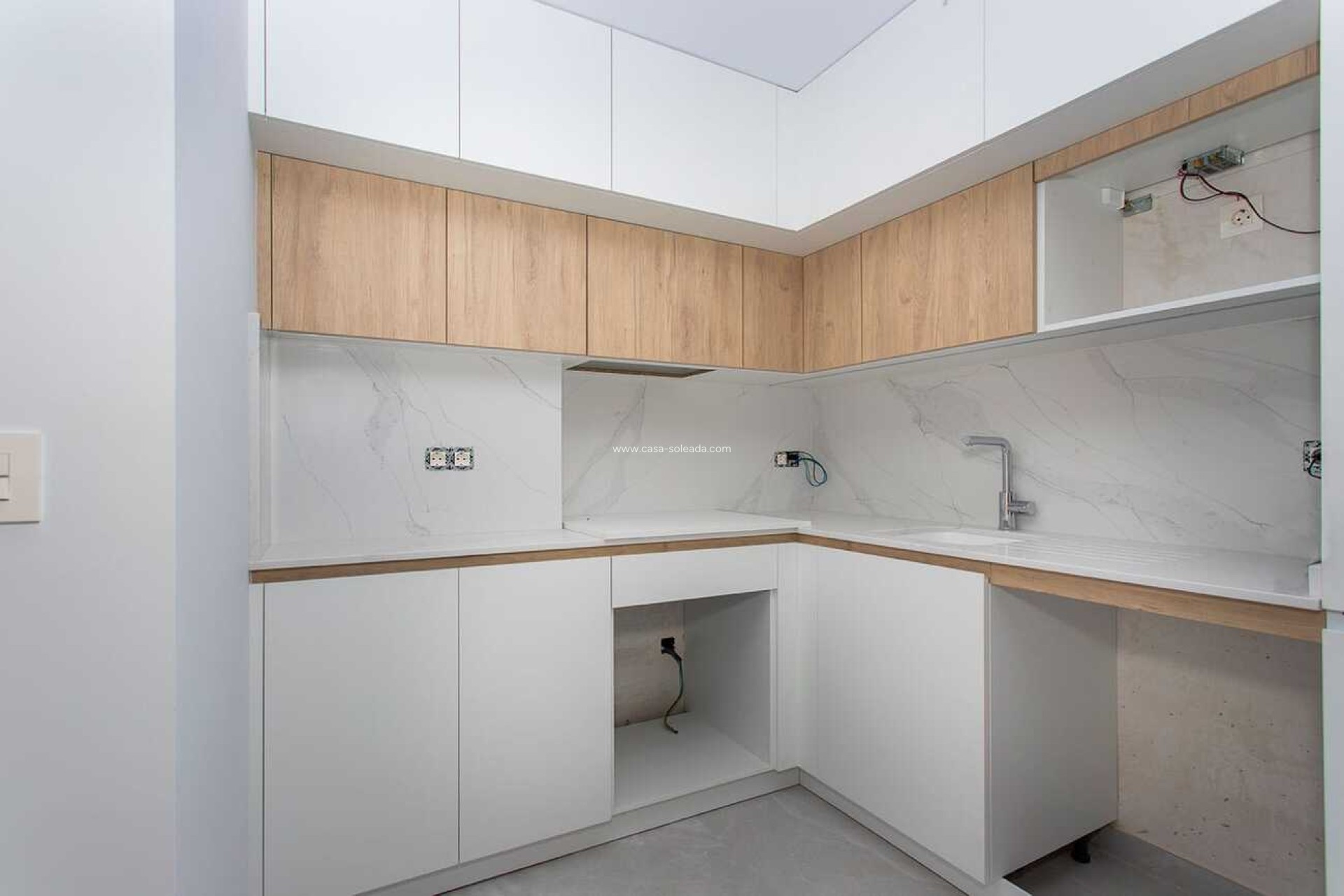 Reventa - Apartamento / piso - Torrevieja - Center