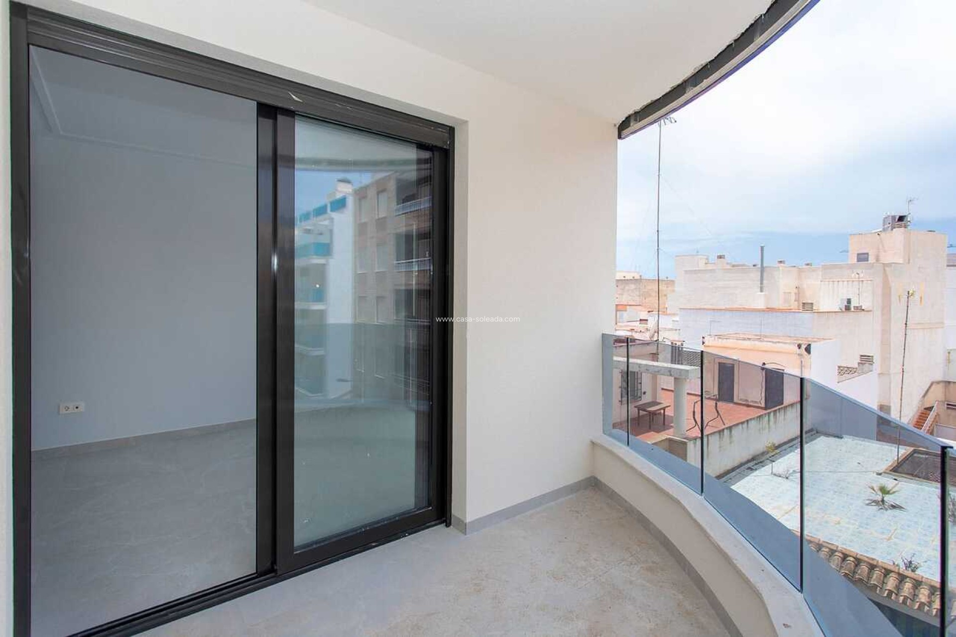 Reventa - Apartamento / piso - Torrevieja - Center