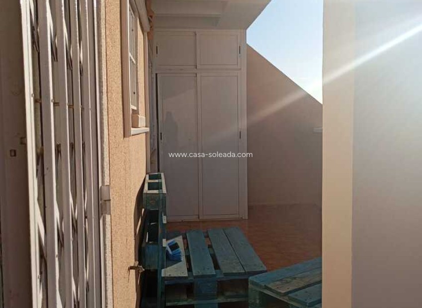 Reventa - Apartamento / piso - Torrevieja - Center