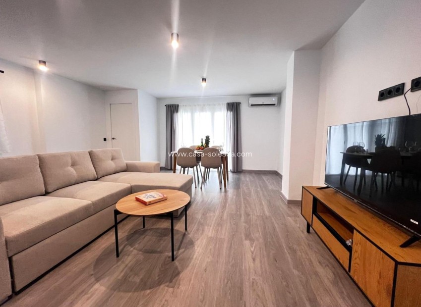 Reventa - Apartamento / piso - Torrevieja - Estacion Autobuses
