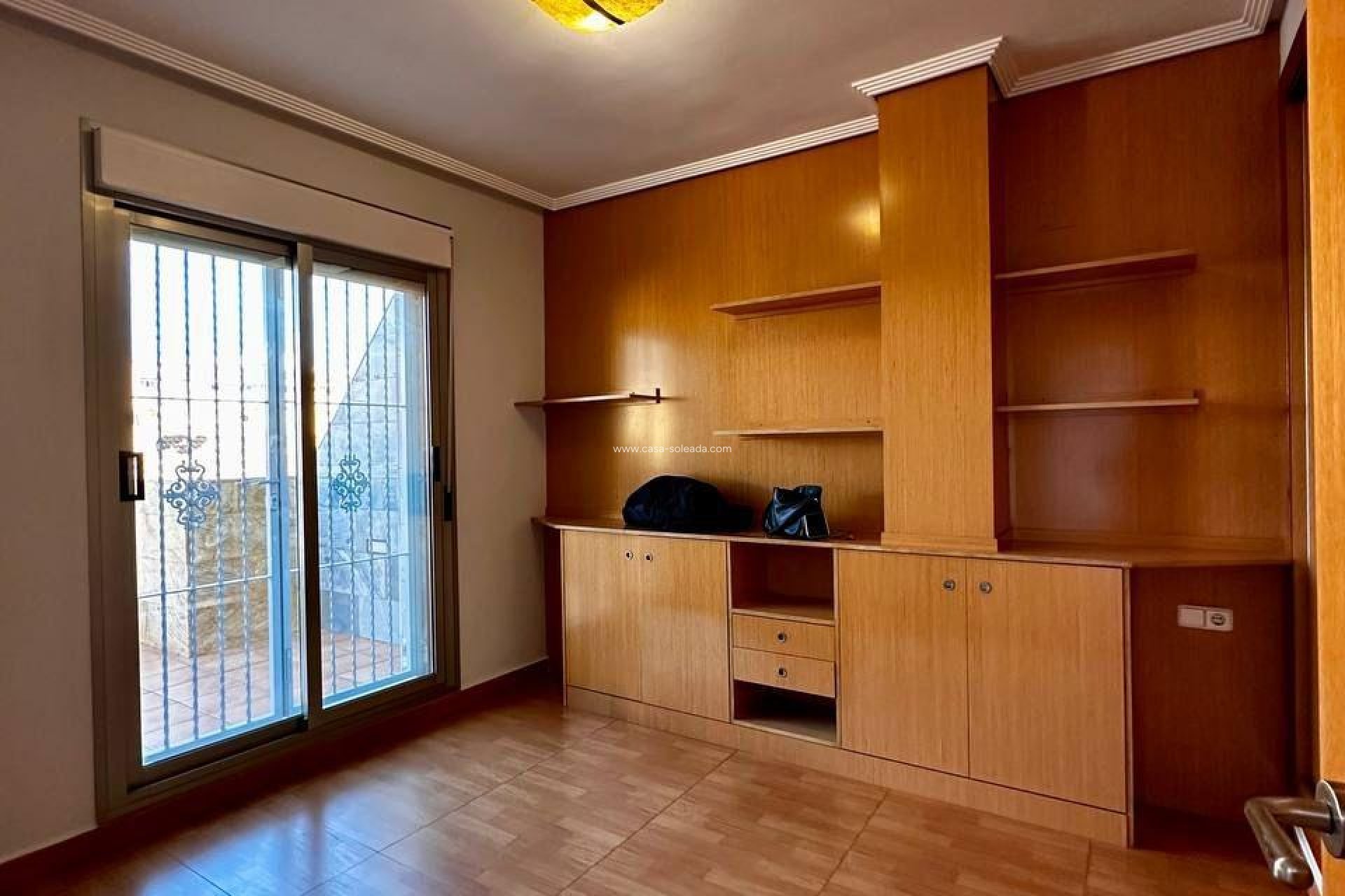 Reventa - Apartamento / piso - Torrevieja - Estacion Autobuses