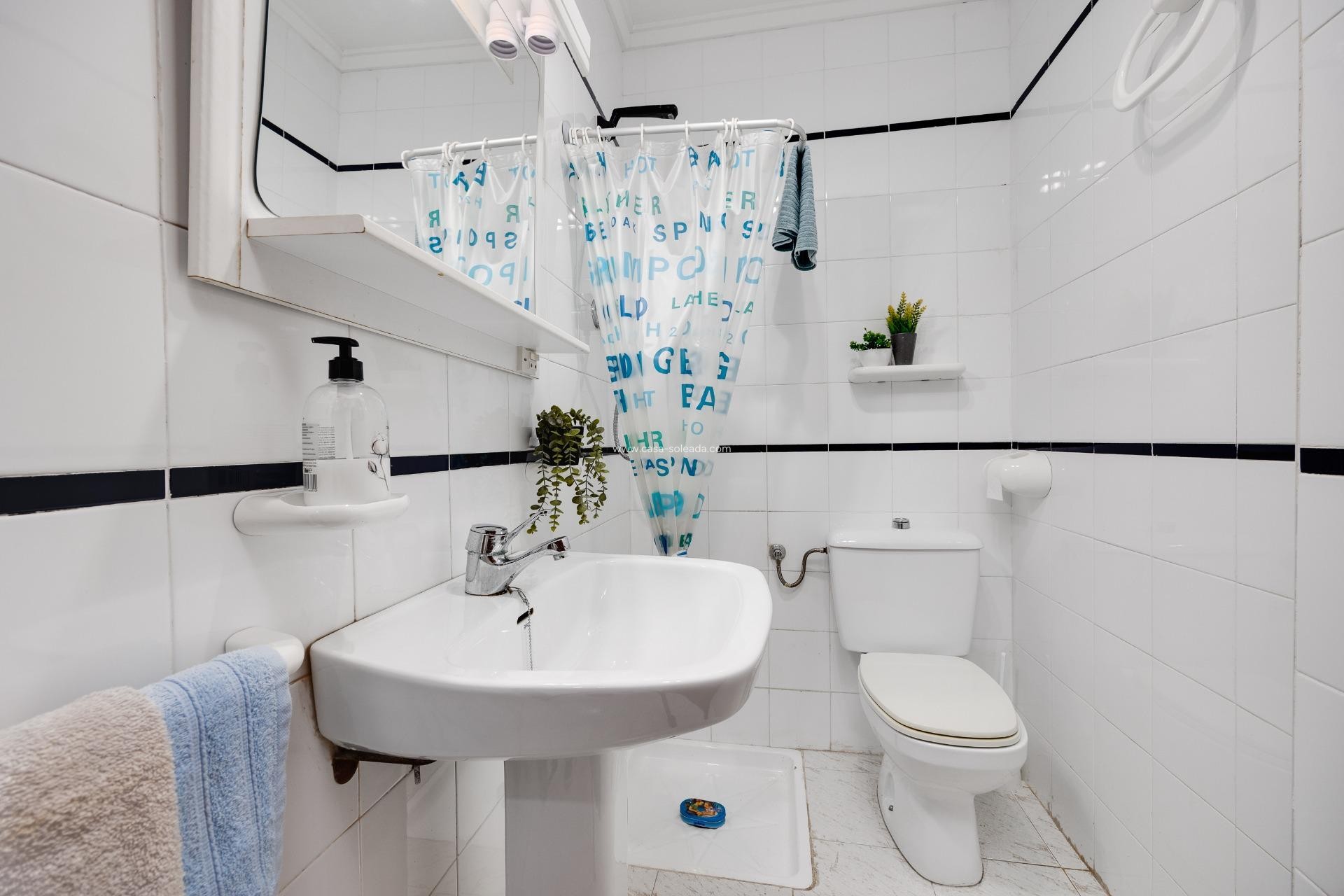Reventa - Apartamento / piso - Torrevieja - Estacion Autobuses