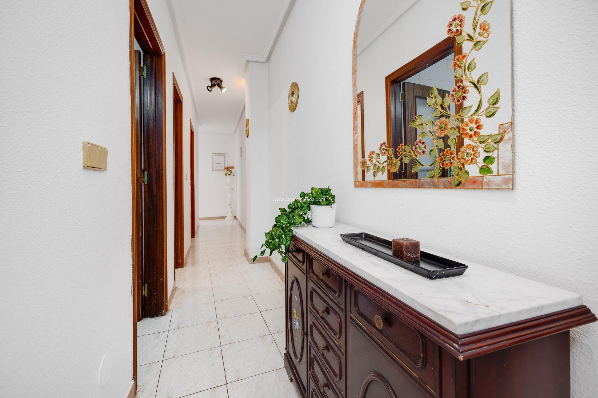 Reventa - Apartamento / piso - Torrevieja - Estacion Autobuses