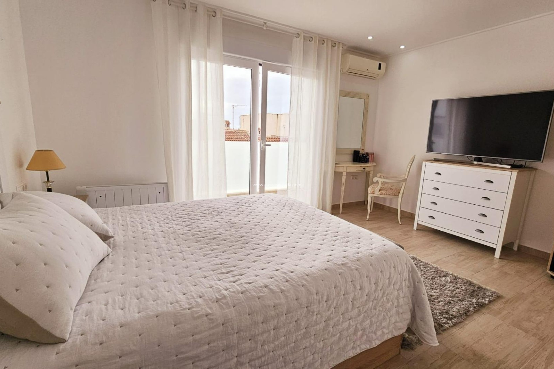 Reventa - Apartamento / piso - Torrevieja - La Siesta