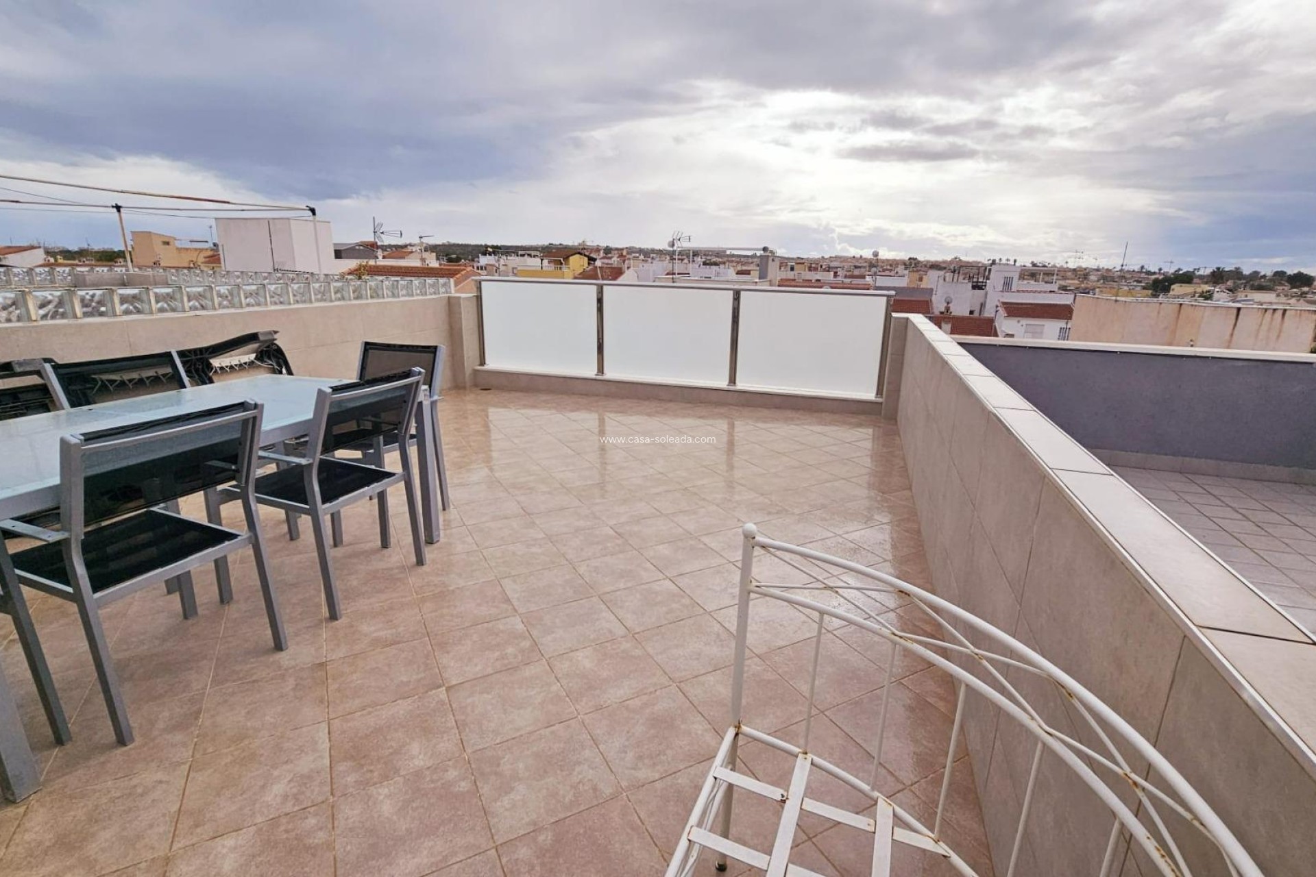 Reventa - Apartamento / piso - Torrevieja - La Siesta