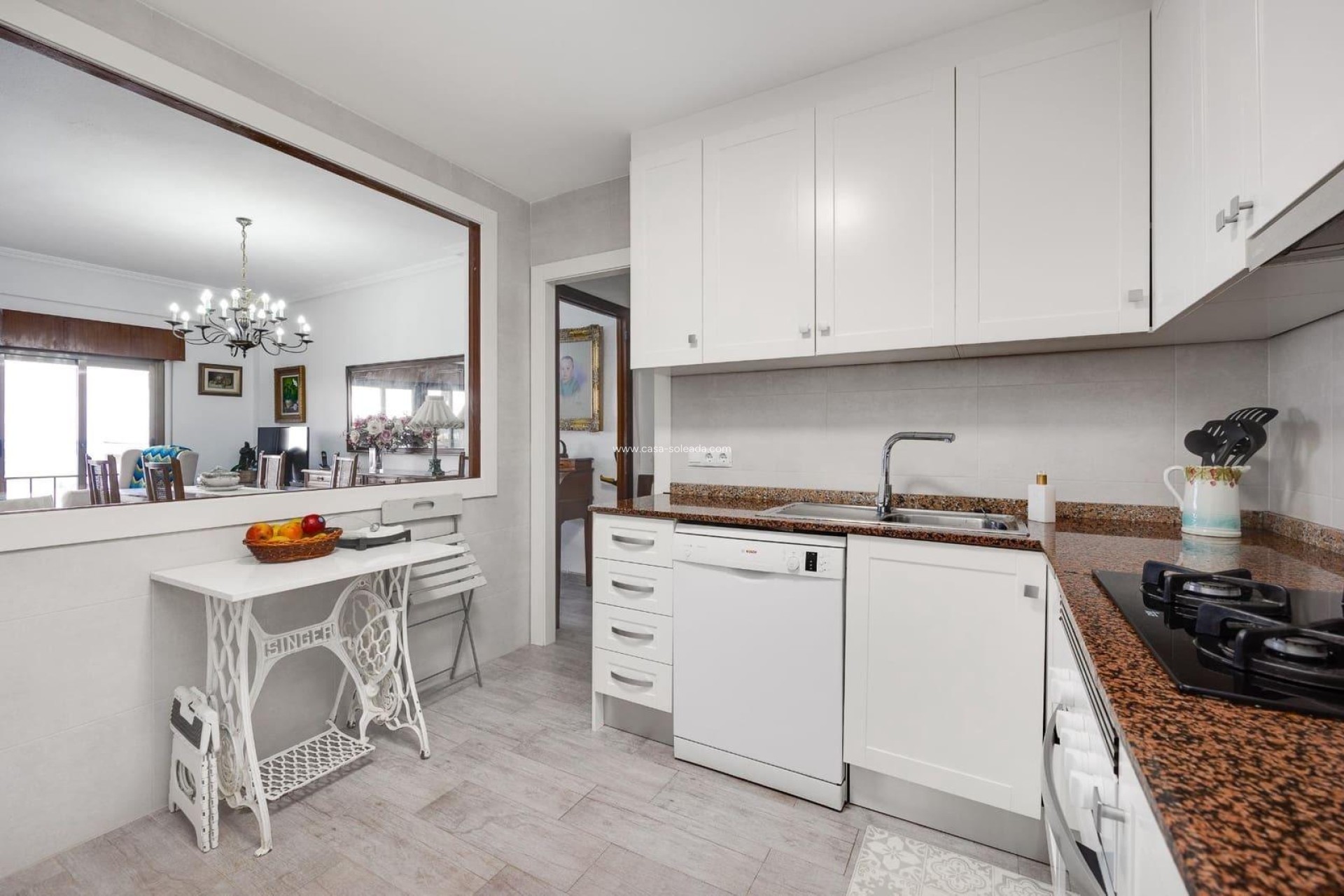 Reventa - Apartamento / piso - Torrevieja - Paseo Maritimo