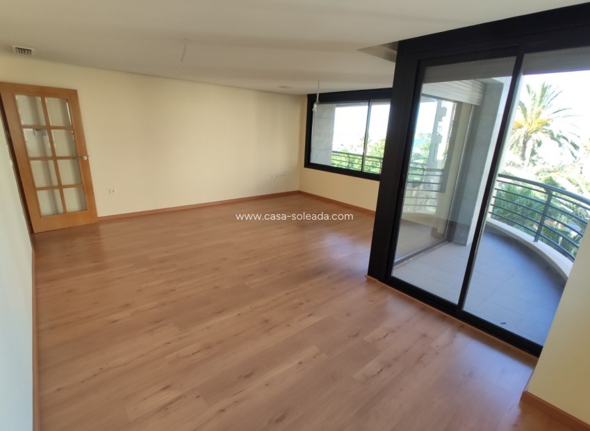 Reventa - Apartamento / piso - Torrevieja - Puerto