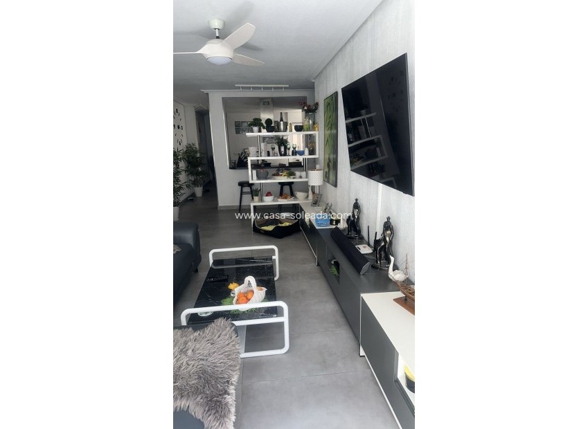 Reventa - Apartamento / piso - Torrevieja