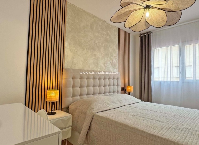 Reventa - Apartamento / piso - Torrevieja