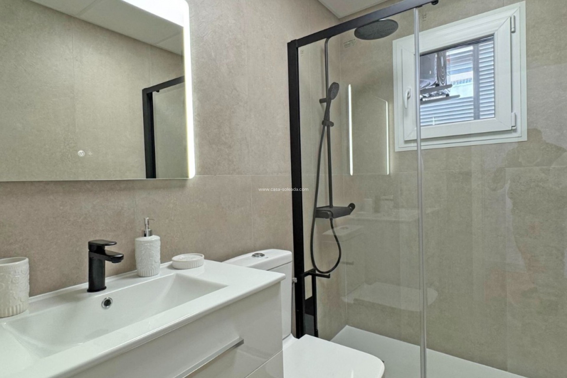 Reventa - Apartamento / piso - Torrevieja