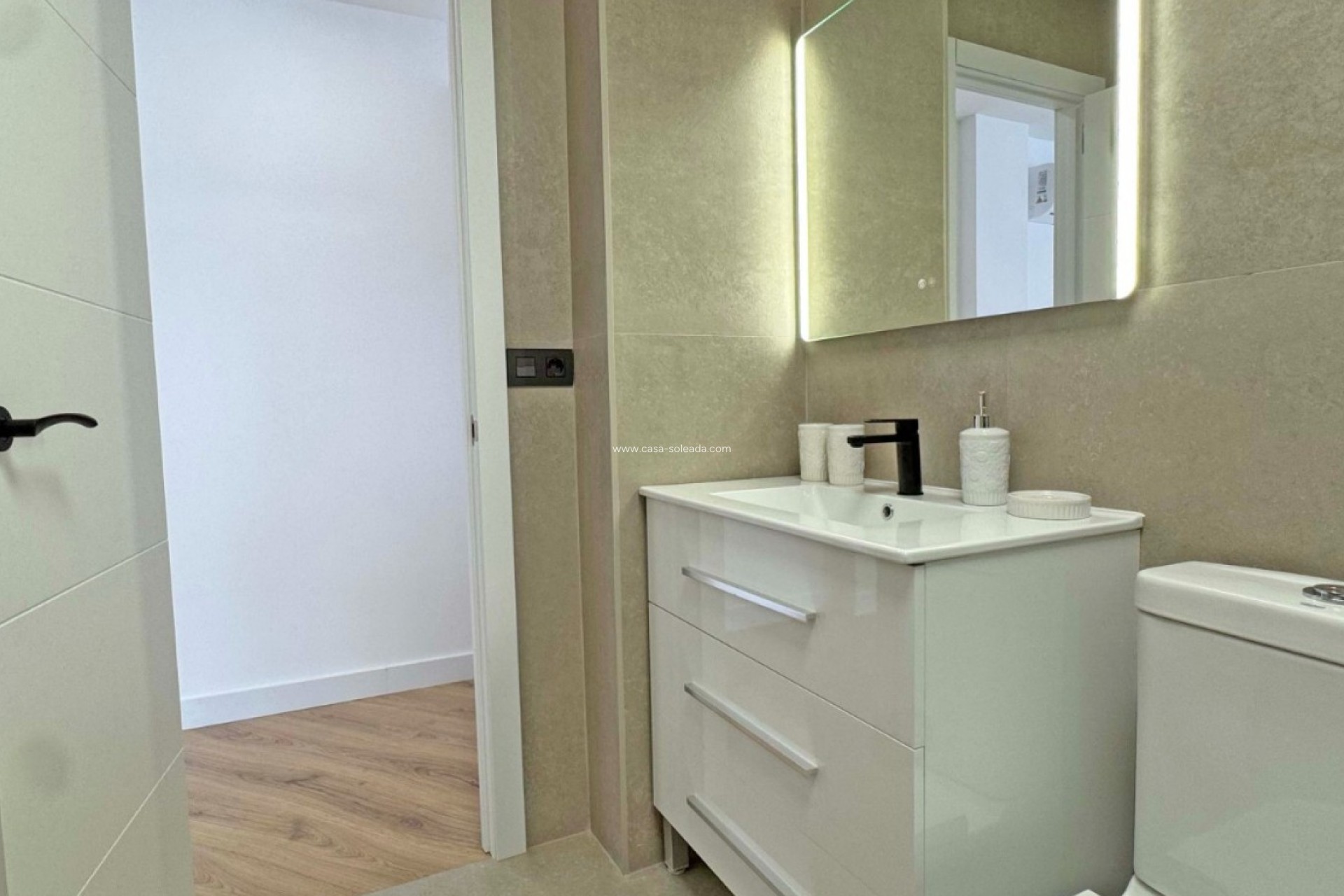 Reventa - Apartamento / piso - Torrevieja