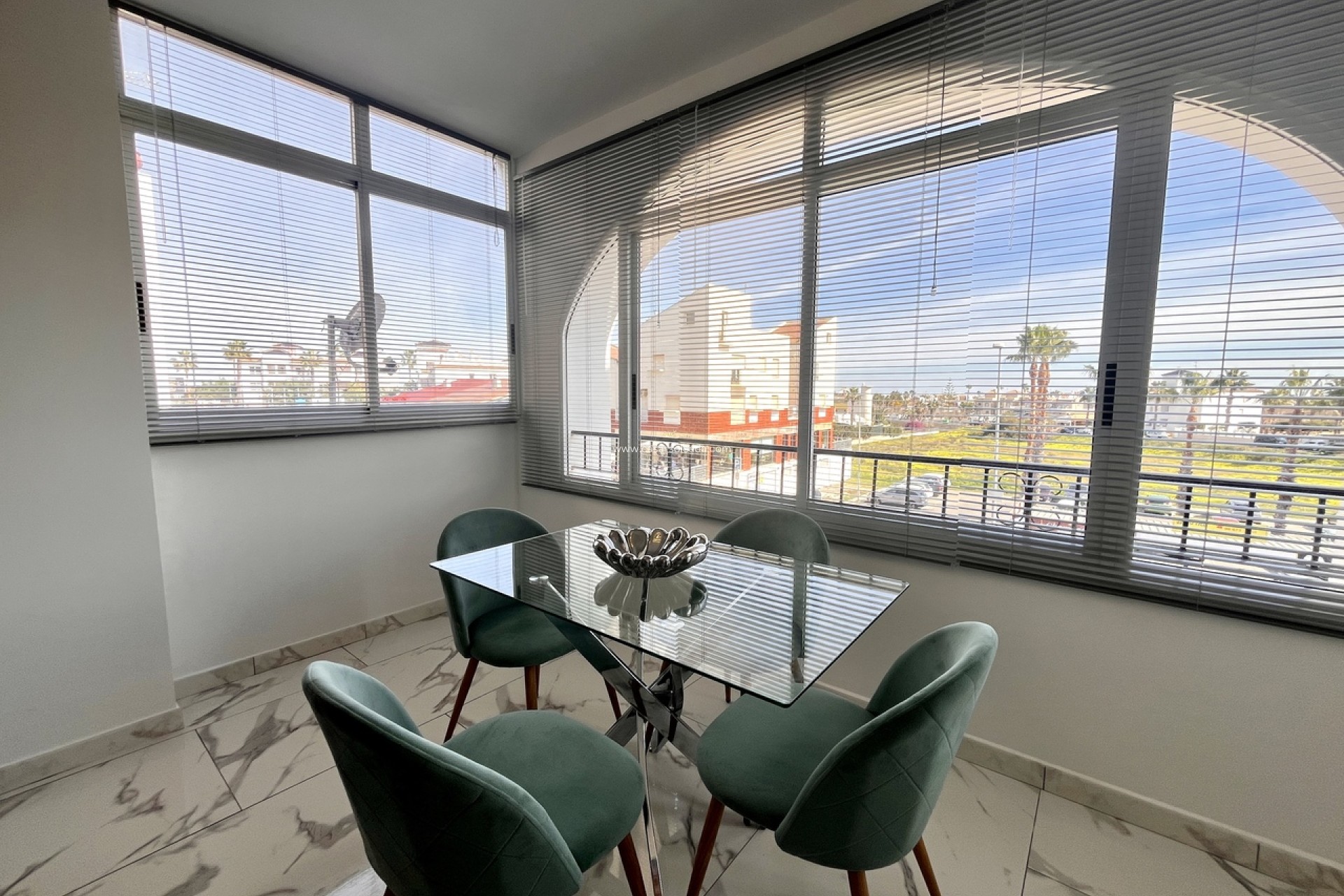 Reventa - Apartamento / piso - Villamartin - Villamartín