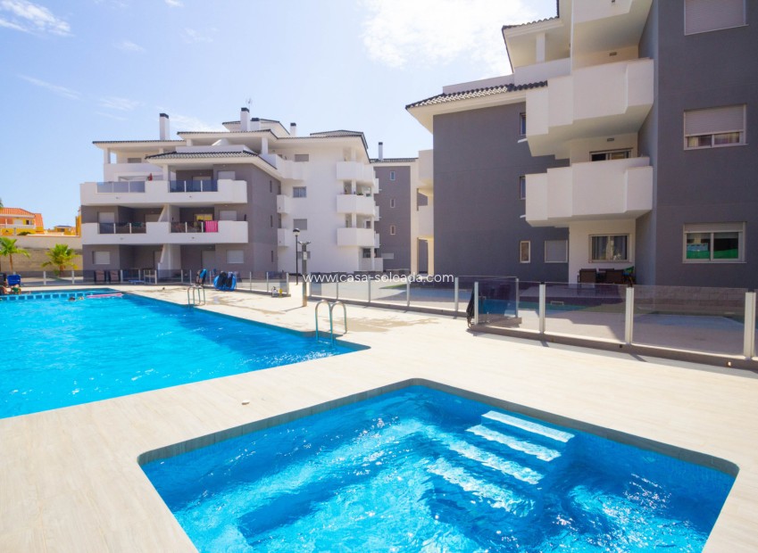 Reventa - Apartamento / piso - Villamartin - Villamartín
