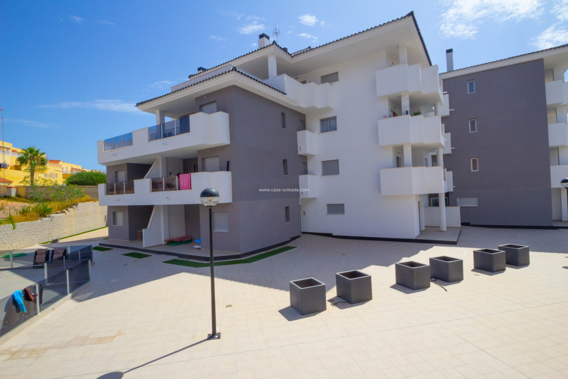 Reventa - Apartamento / piso - Villamartin - Villamartín