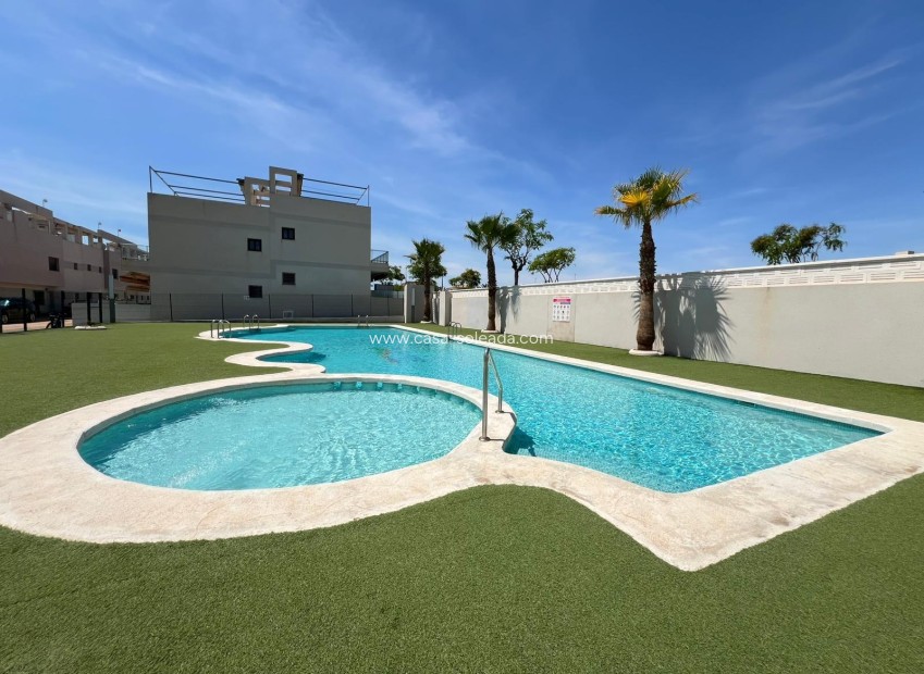 Reventa - Bungalow - Pilar de la Horadada - Pueblo Latino