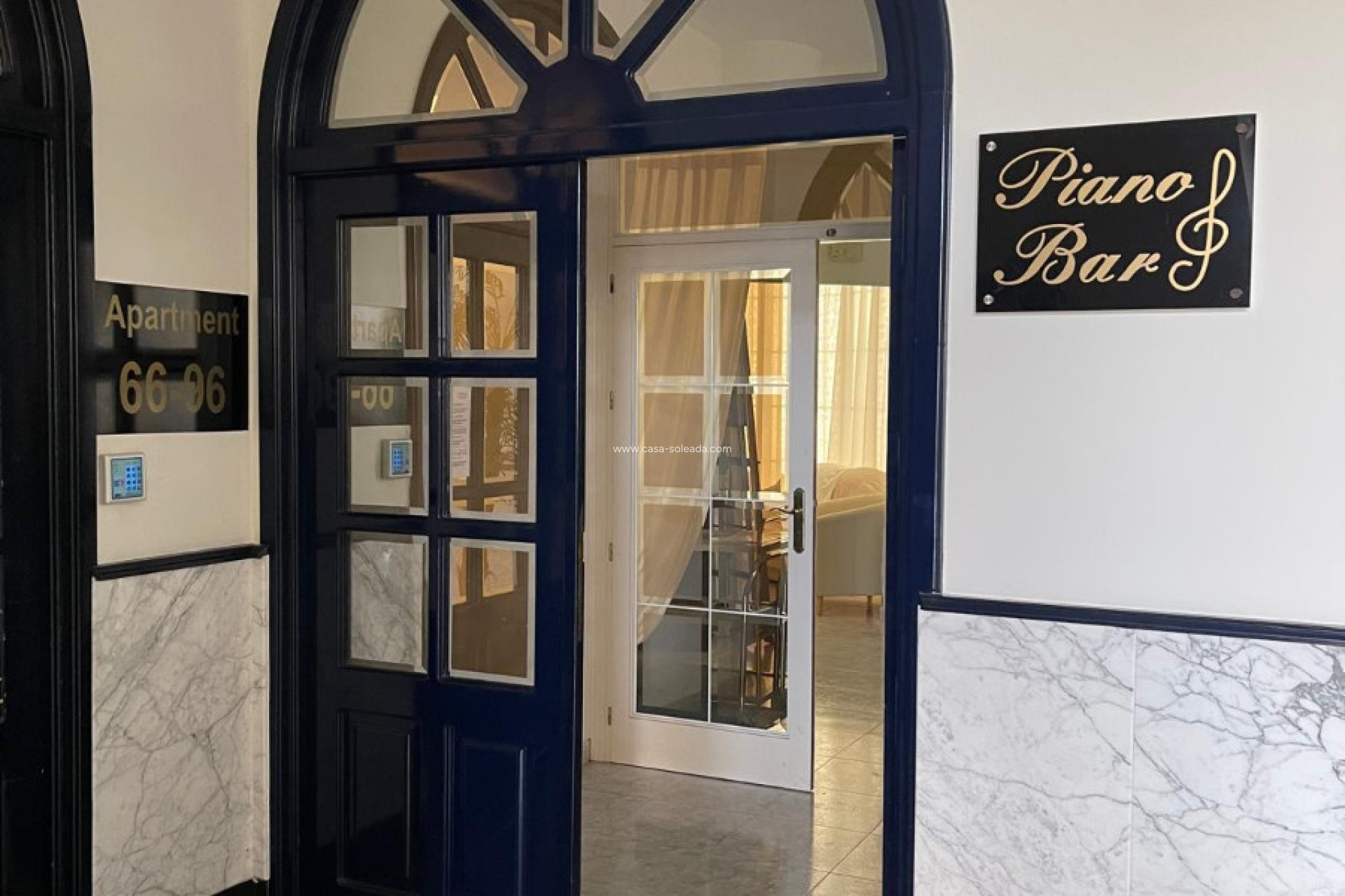 Reventa - Comercial - Guardamar del Segura - Costa Blanca