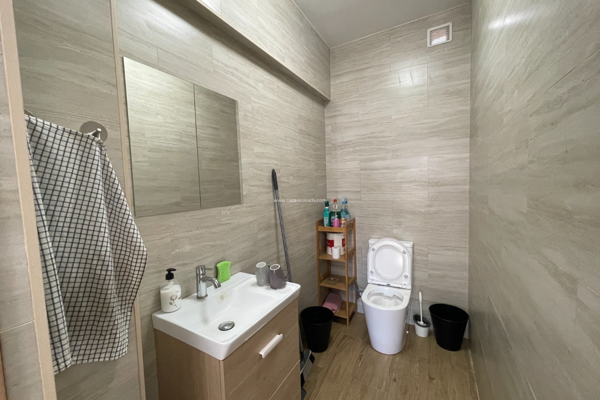 Reventa - Comercial - Guardamar del Segura - Costa Blanca