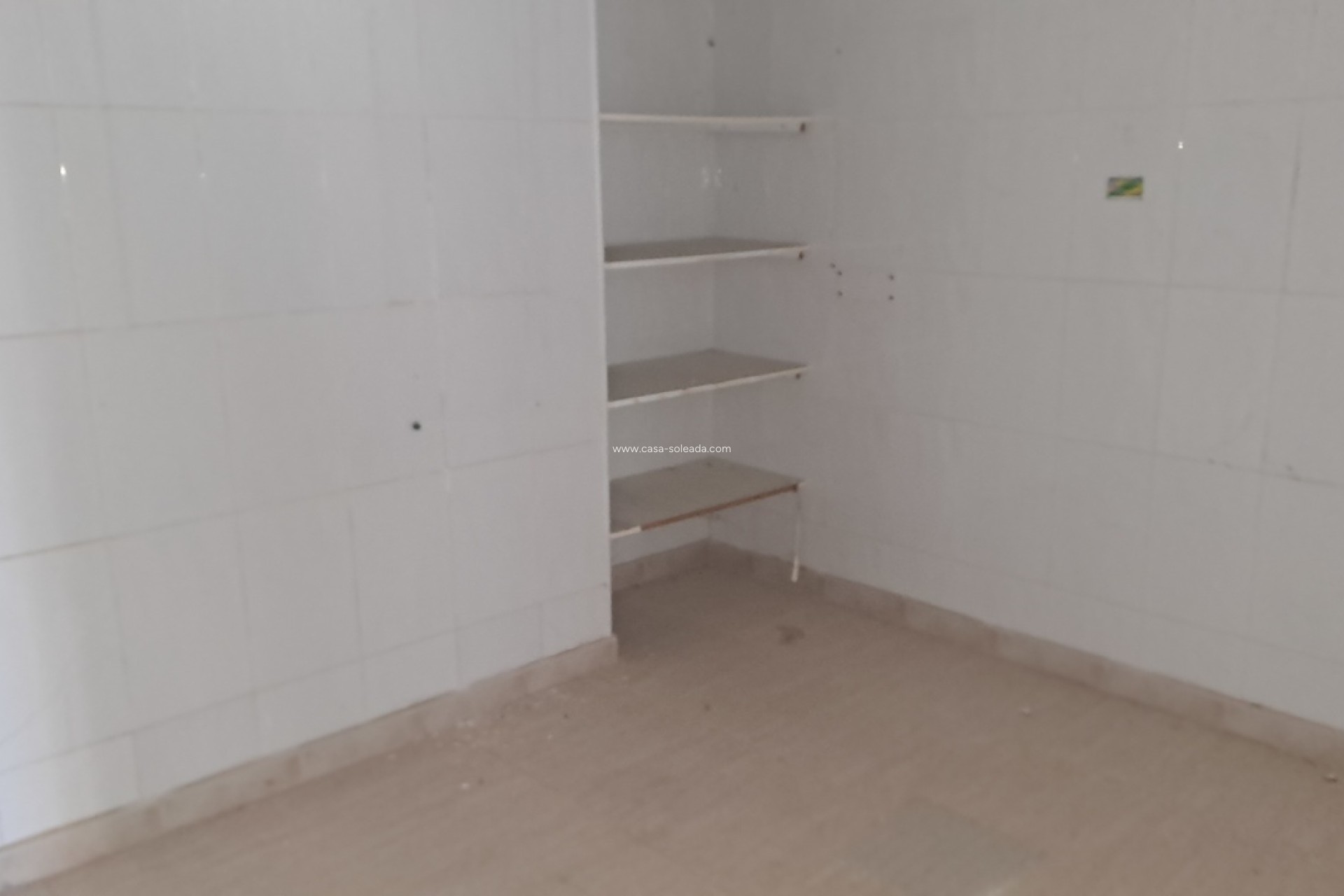 Reventa - Comercial - Orihuela