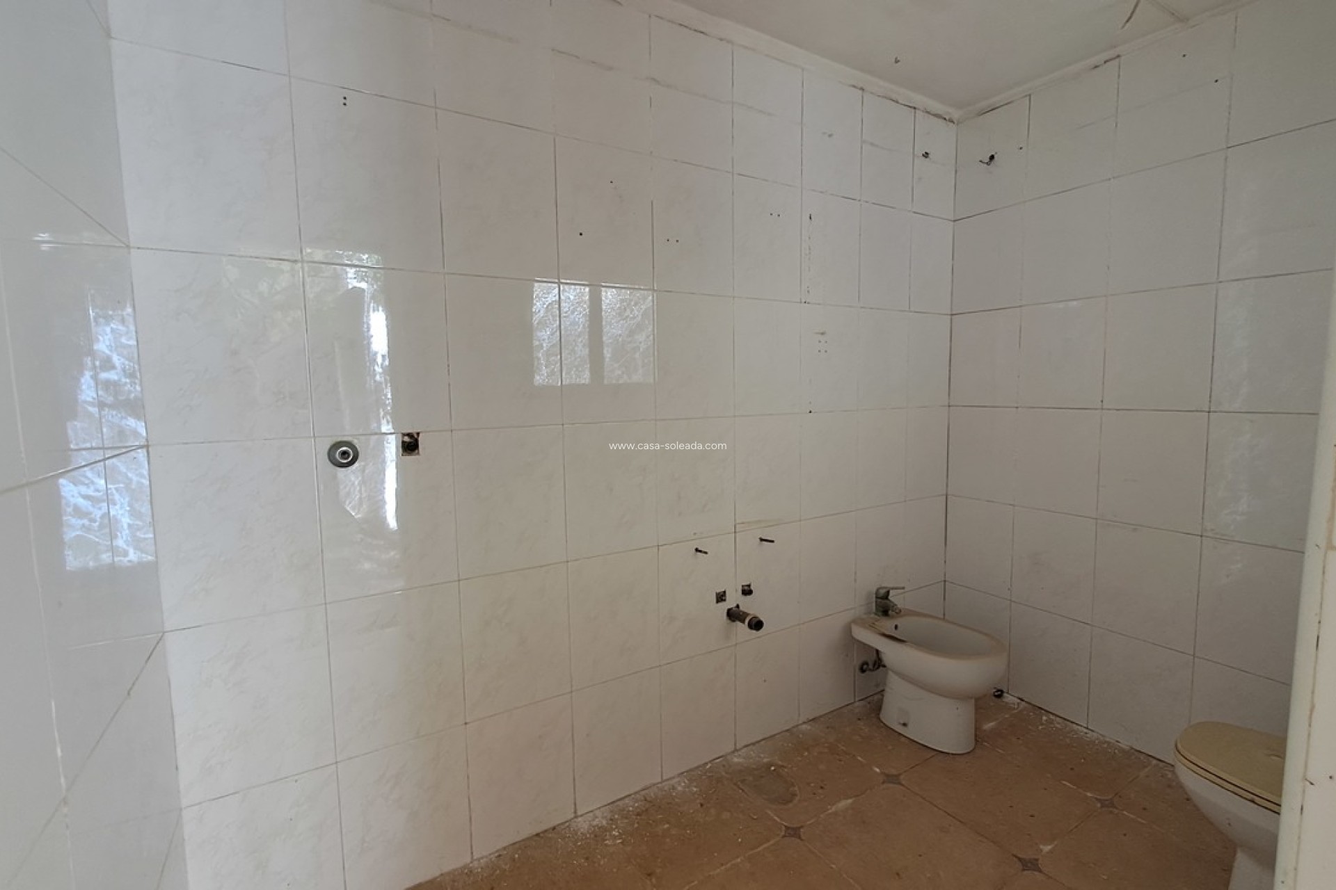 Reventa - Comercial - Orihuela